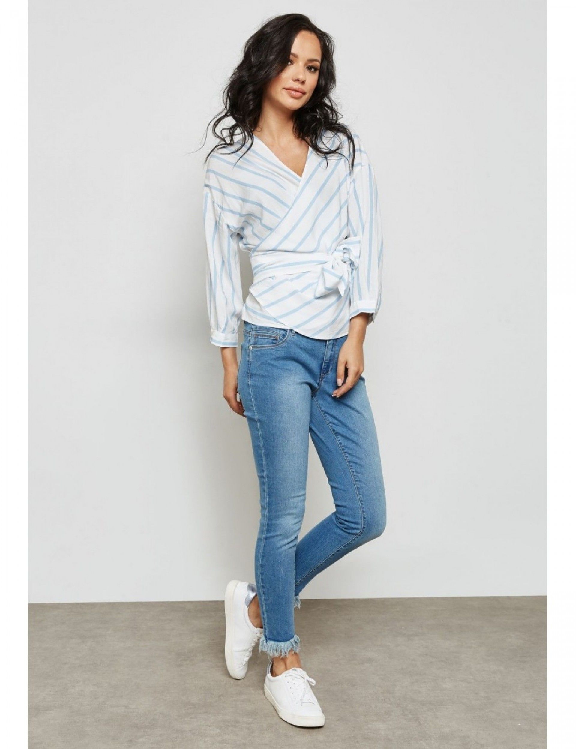 Blusa Mulher BETTY Risca ONLY