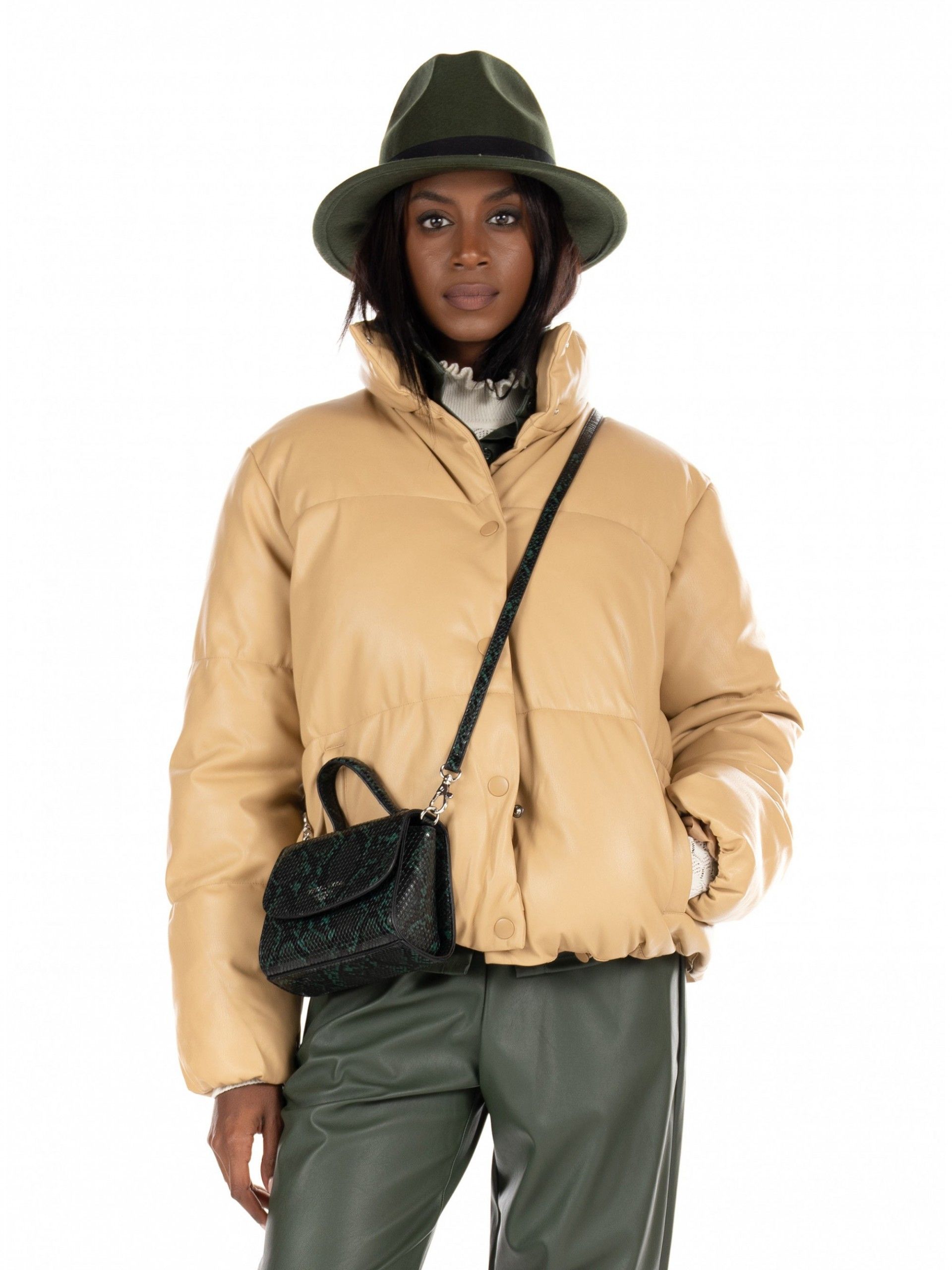 Casaco Mulher EMILY Curto VERO MODA