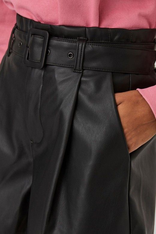 Shorts Mulher GWEN BELT VERO MODA Shorts Mulher GWEN BELT VERO MODA