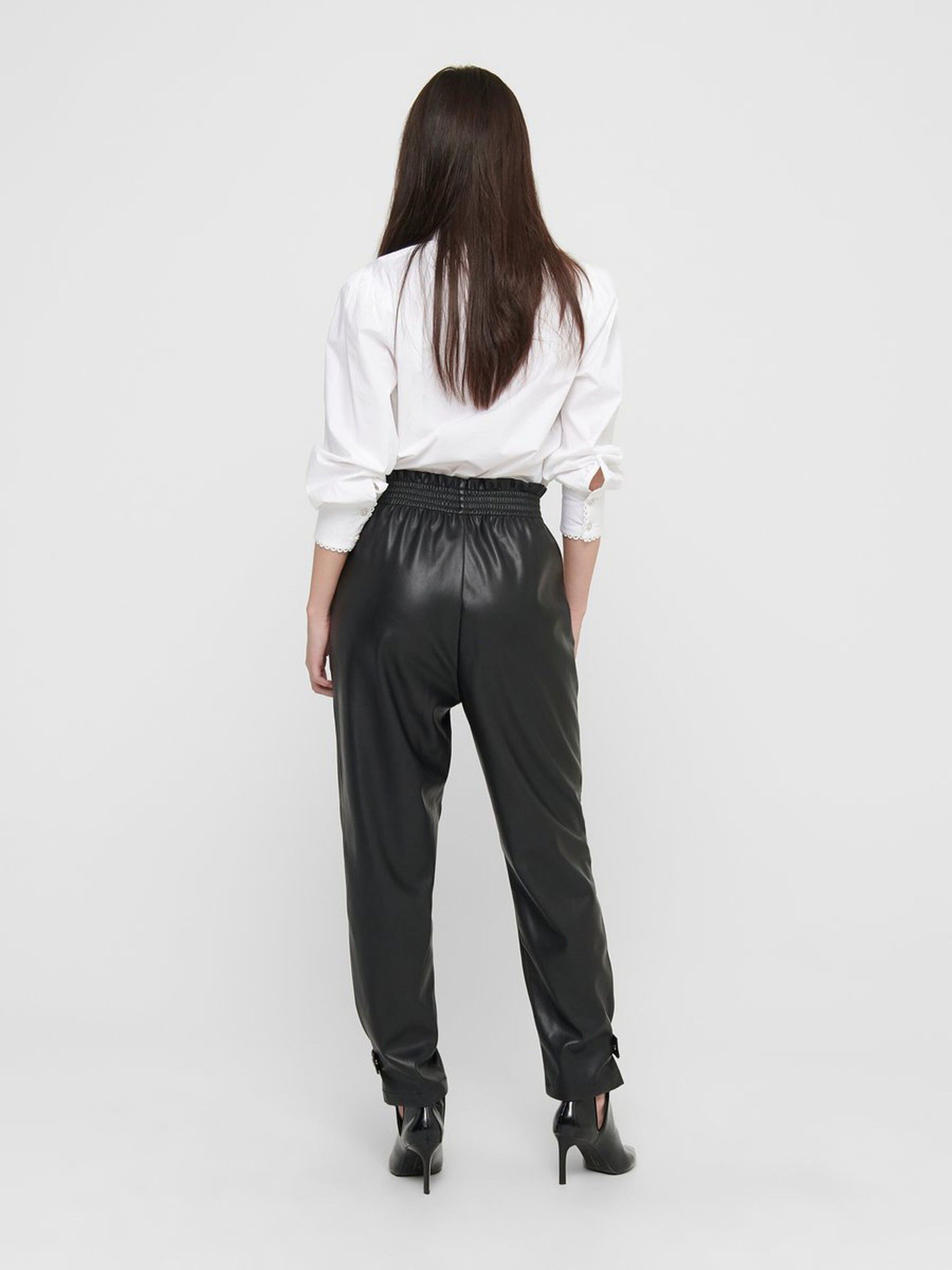 Calça Mulher DAVINA FAUX LEATHER ONLY