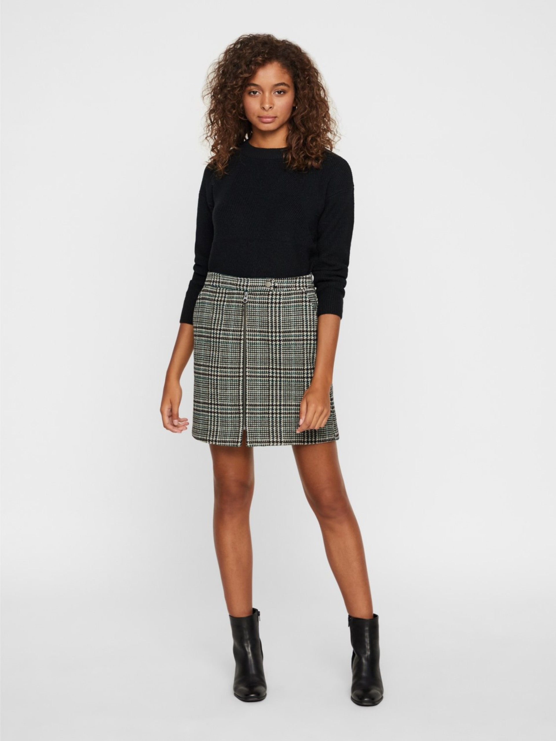 Saia Mulher REBELJANA HW Shot Wool VERO MODA