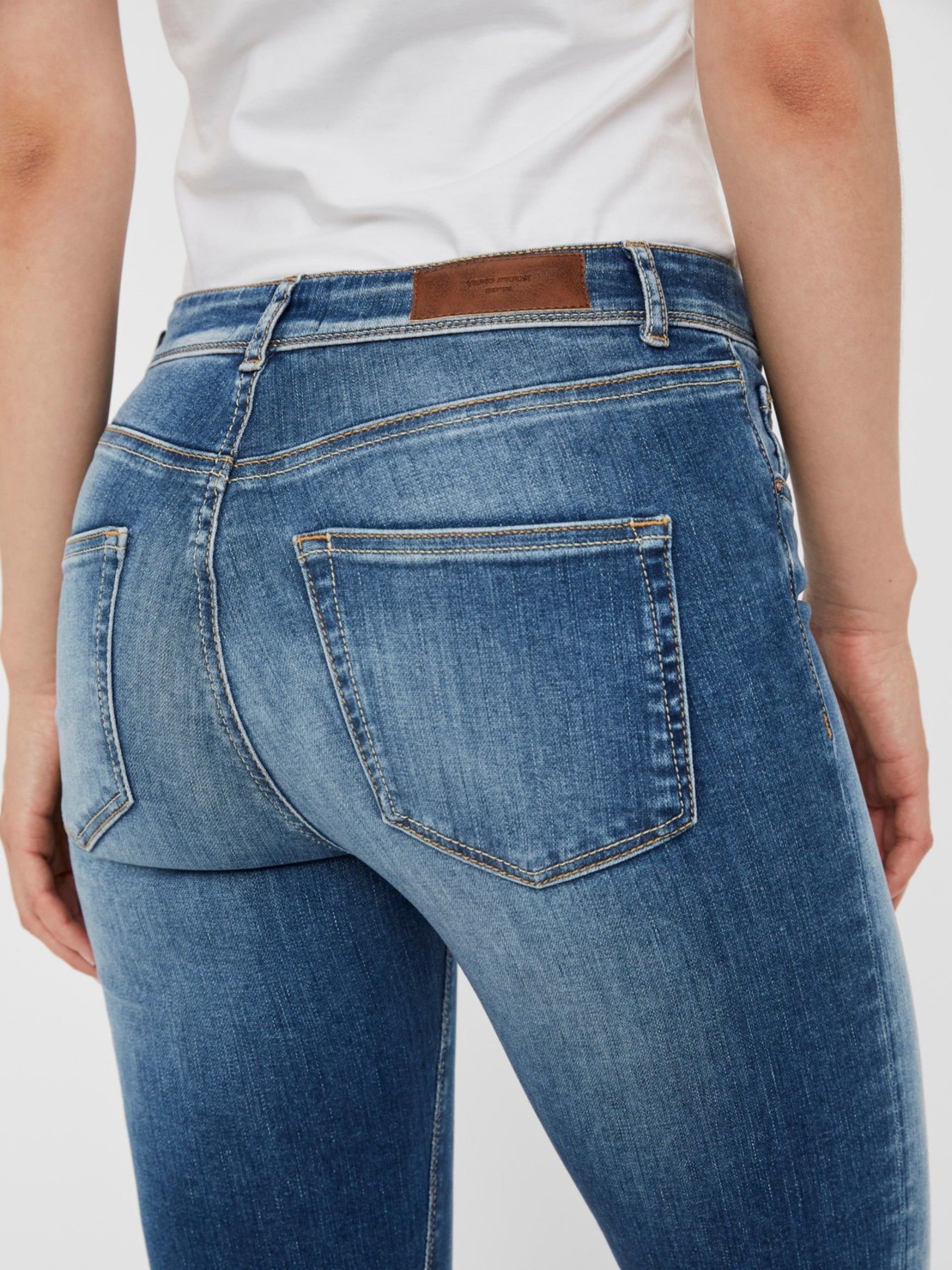 Calça Mulher Jeans LUX MR SLIM VERO MODA Noos