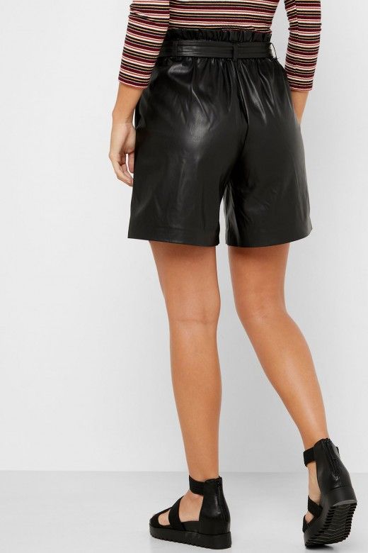 Shorts Mulher HELENA Faux Leather ONLY