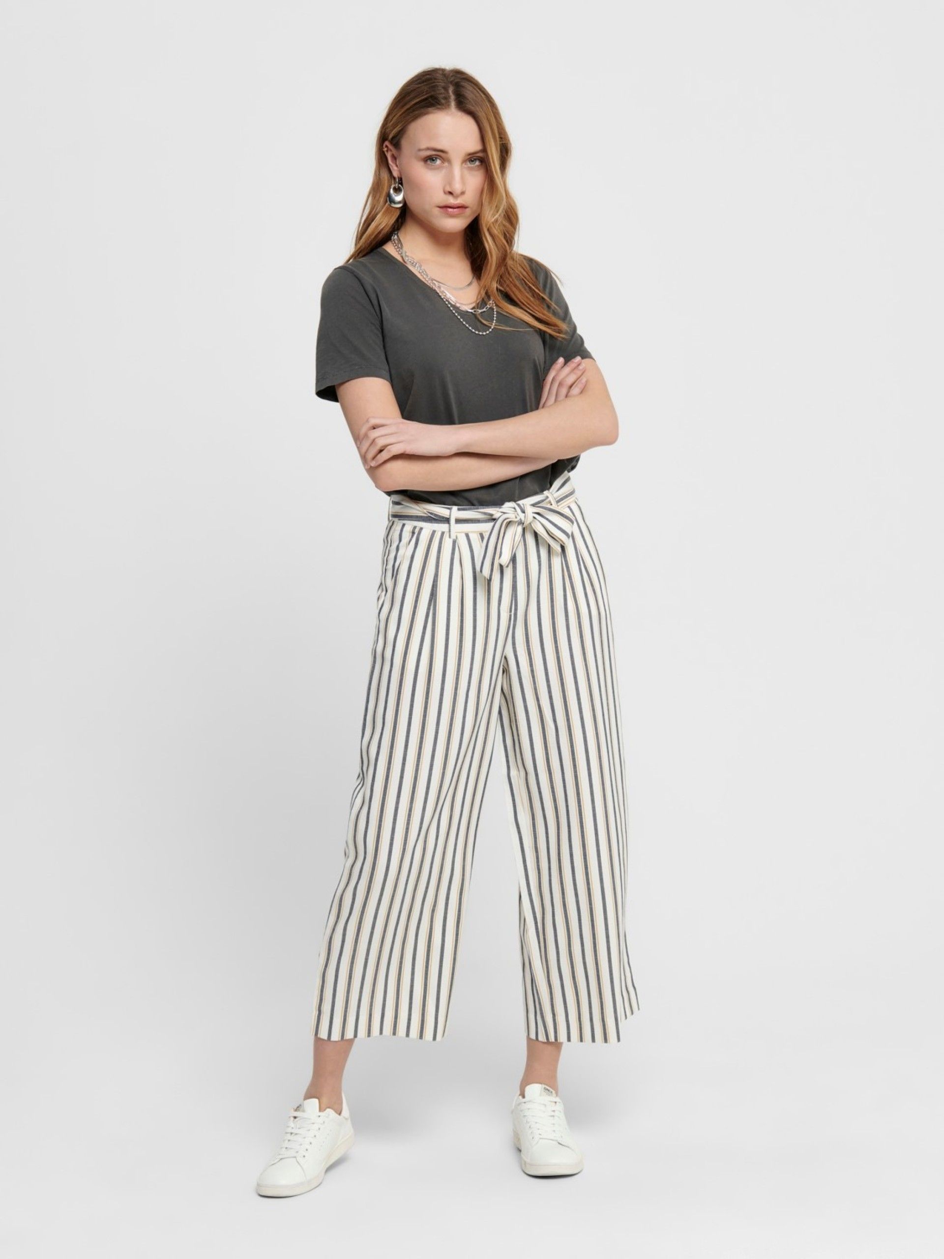 Calça Mulher BIANCA-NATALY Risca ONLY