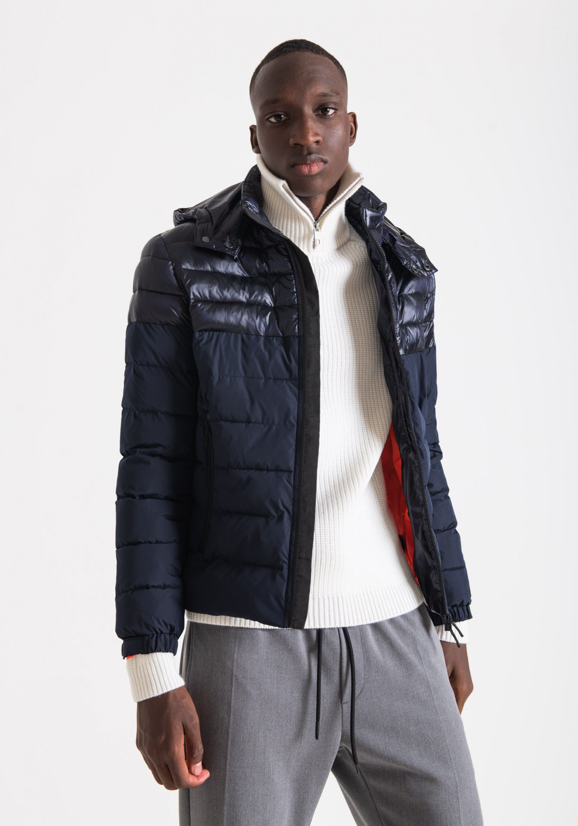 CASACO ACOLCHOADO HOMEM COM CAPUZ ANTONY MORATO