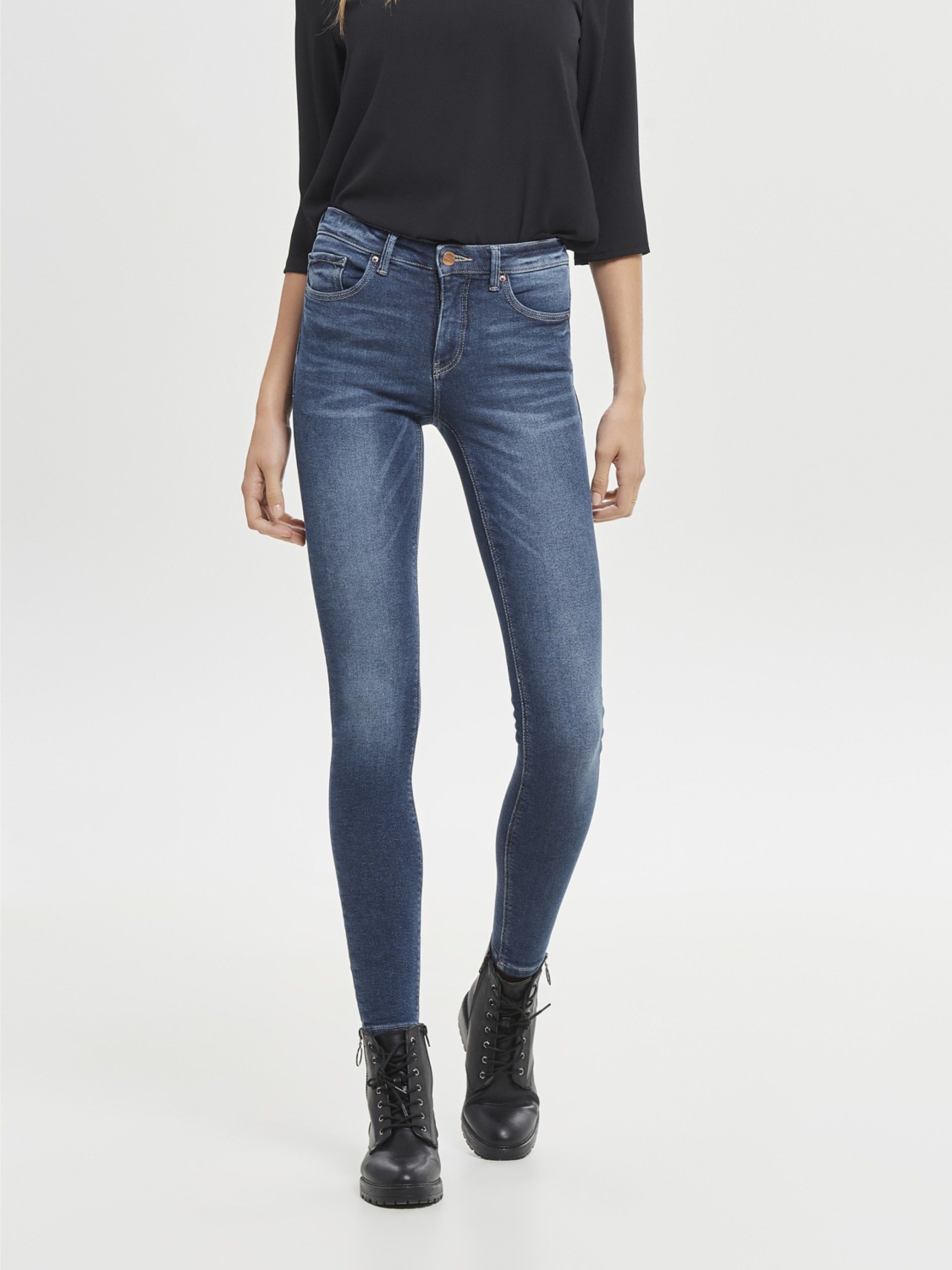 CALÇA MULHER CARMEN REG SK JEANS ONLY