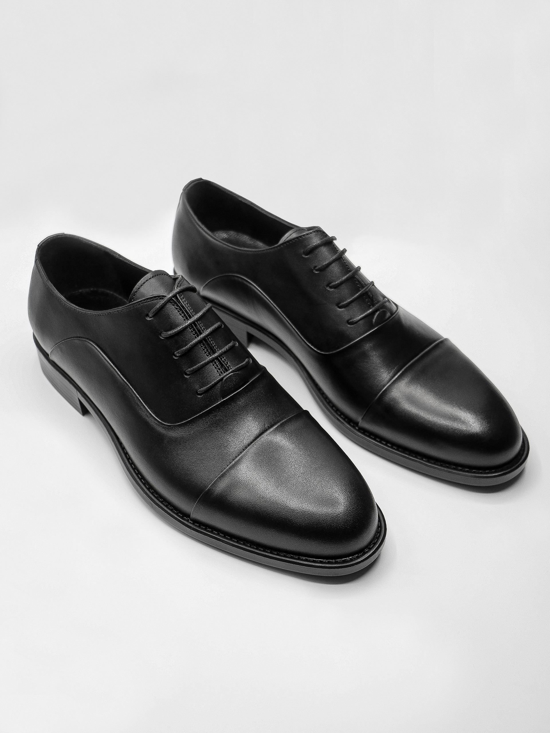Sapato Classic Suits Inc