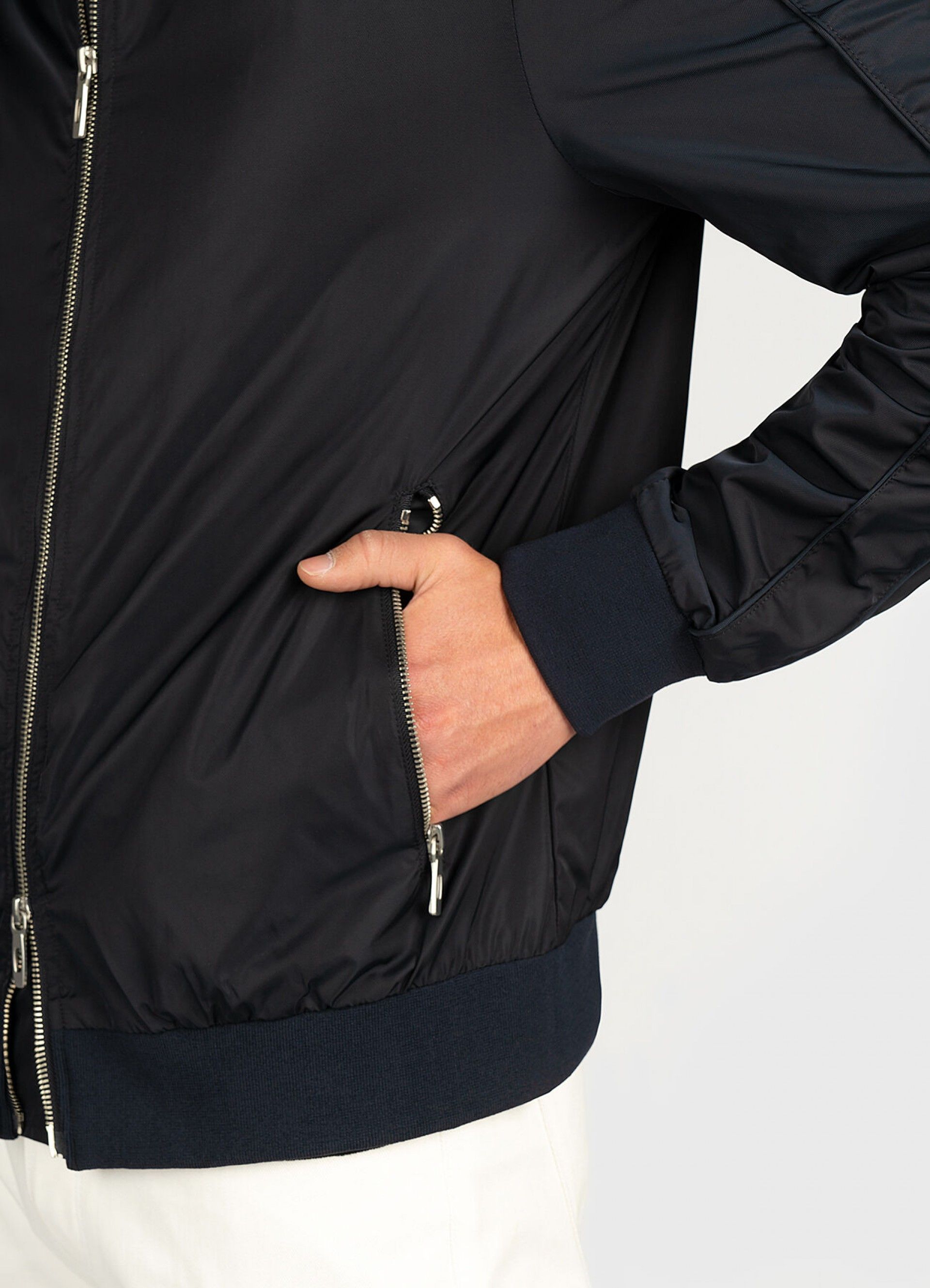 BLUSÃO HOMEM BOMBER ANTONY MORATO