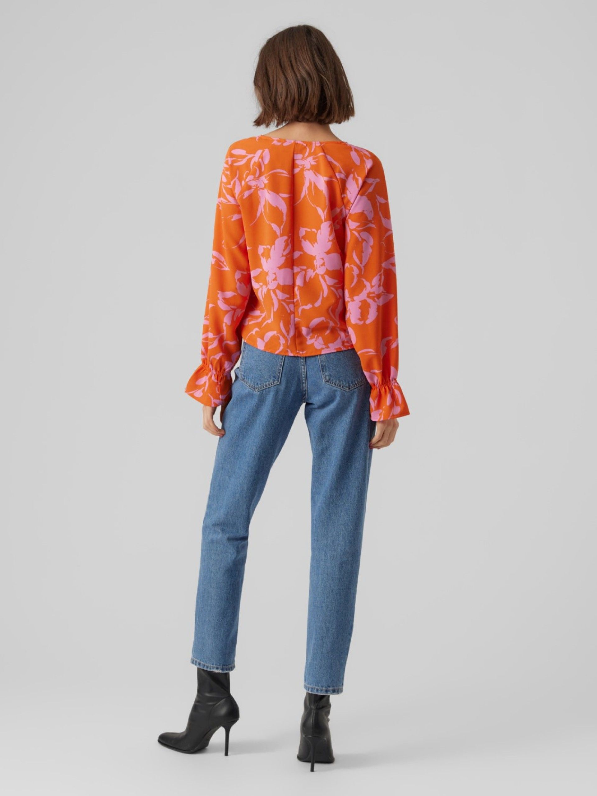 Top POLLIANA INGE V VERO MODA