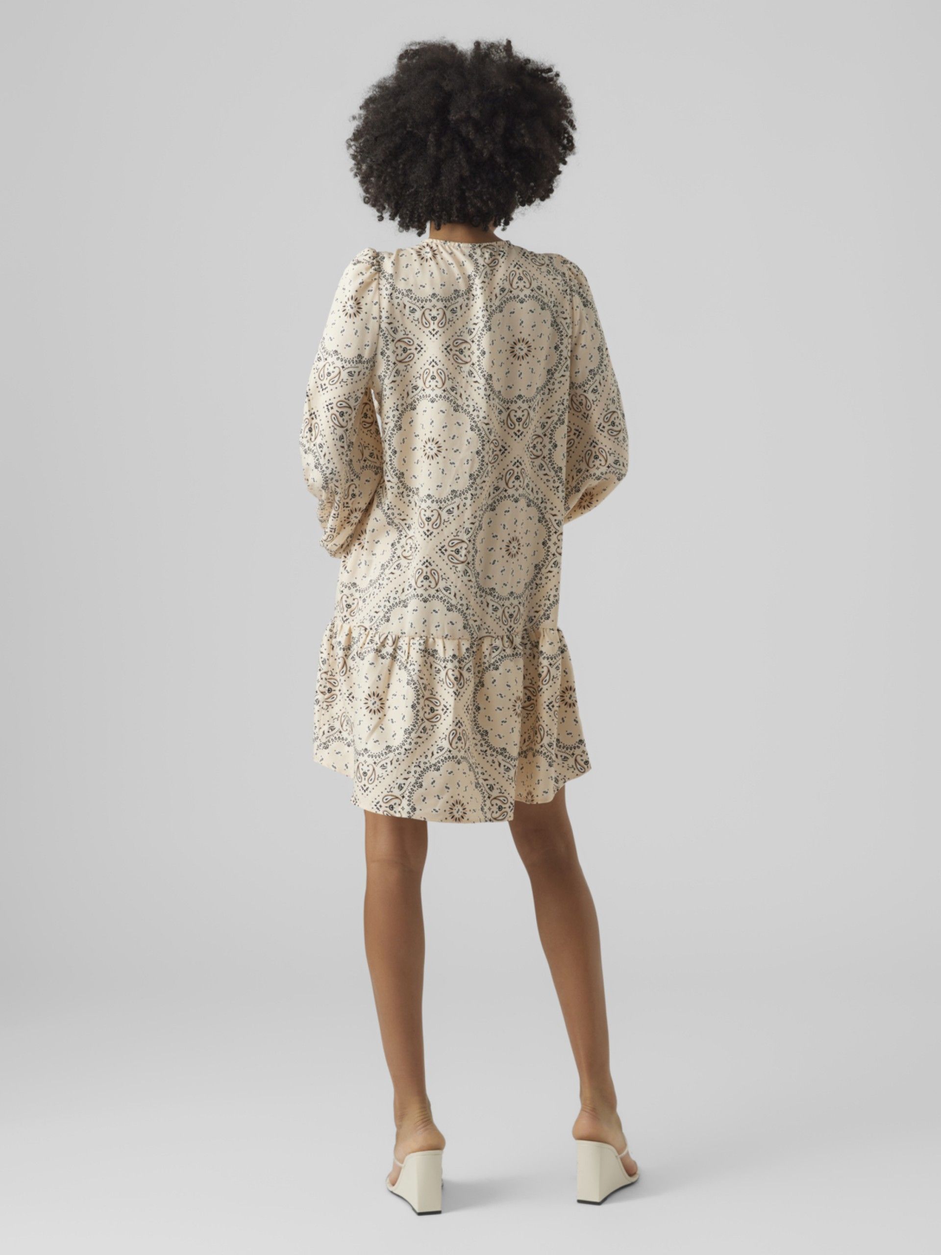 Vestido Curto Mulher Rina Vero Moda