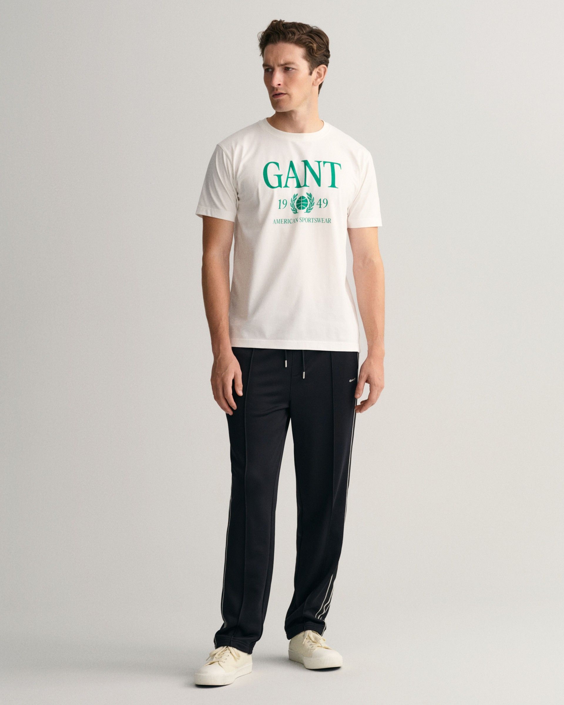 T-Shirt Homem GANT Retro Crest