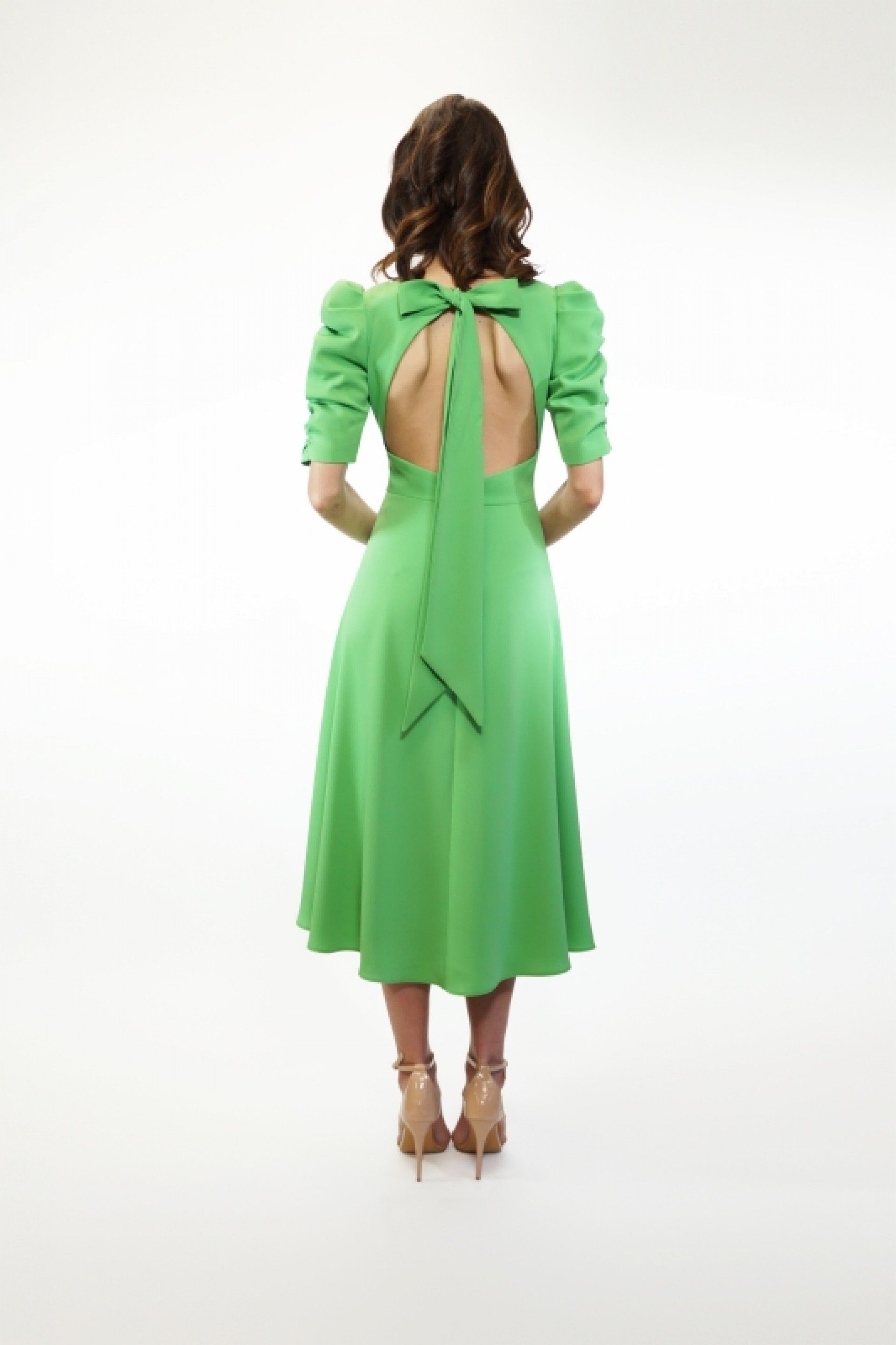 Vestido Midi Carla Ruiz Manga Abalonadas cor Verde