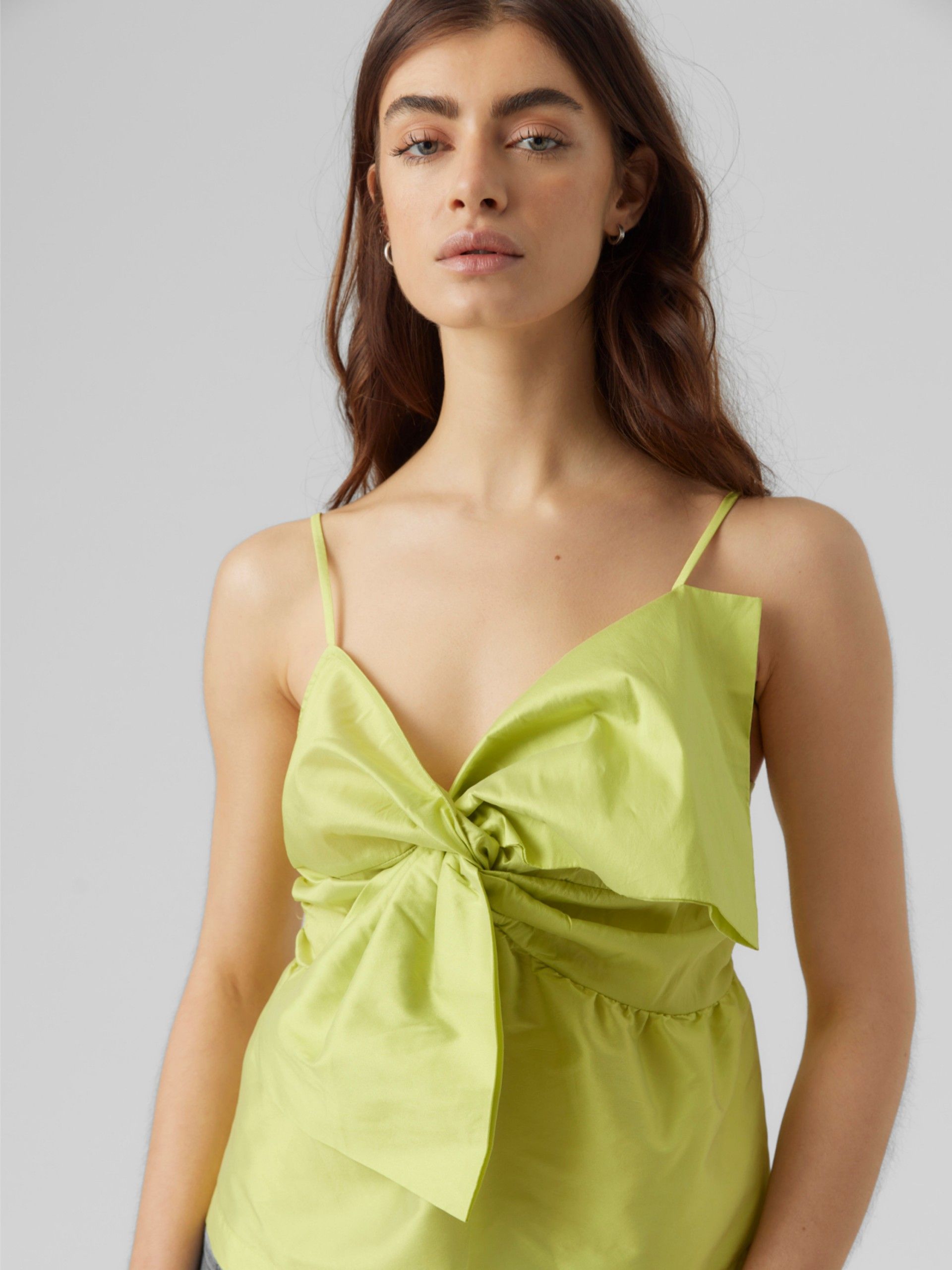 Top HOPE REE Singlet Bow VERO MODA