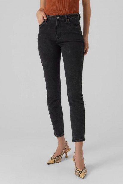Cala Jeans mulher Brenda HR Straight Vero Moda