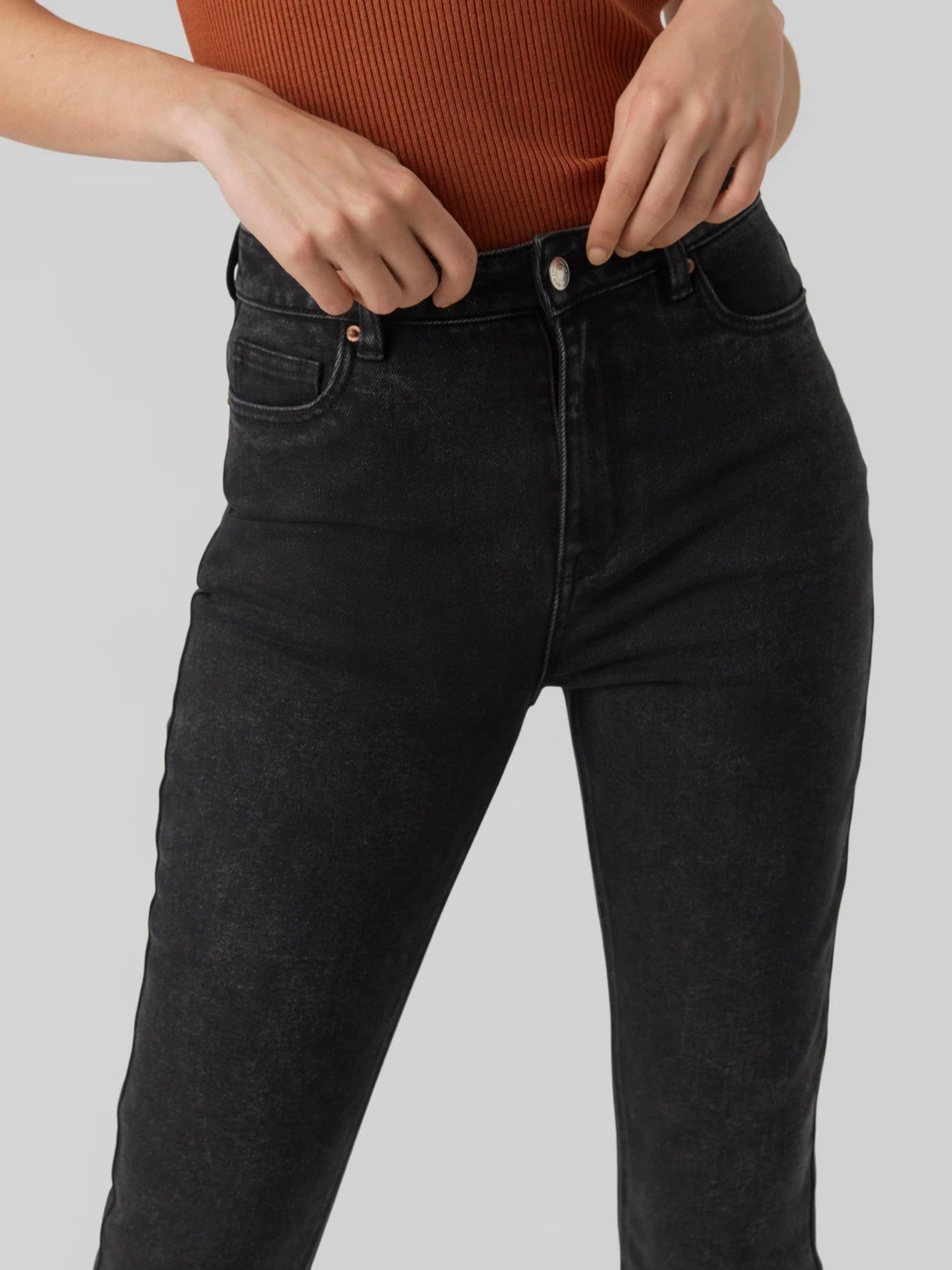 Calça Jeans mulher Brenda HR Straight Vero Moda