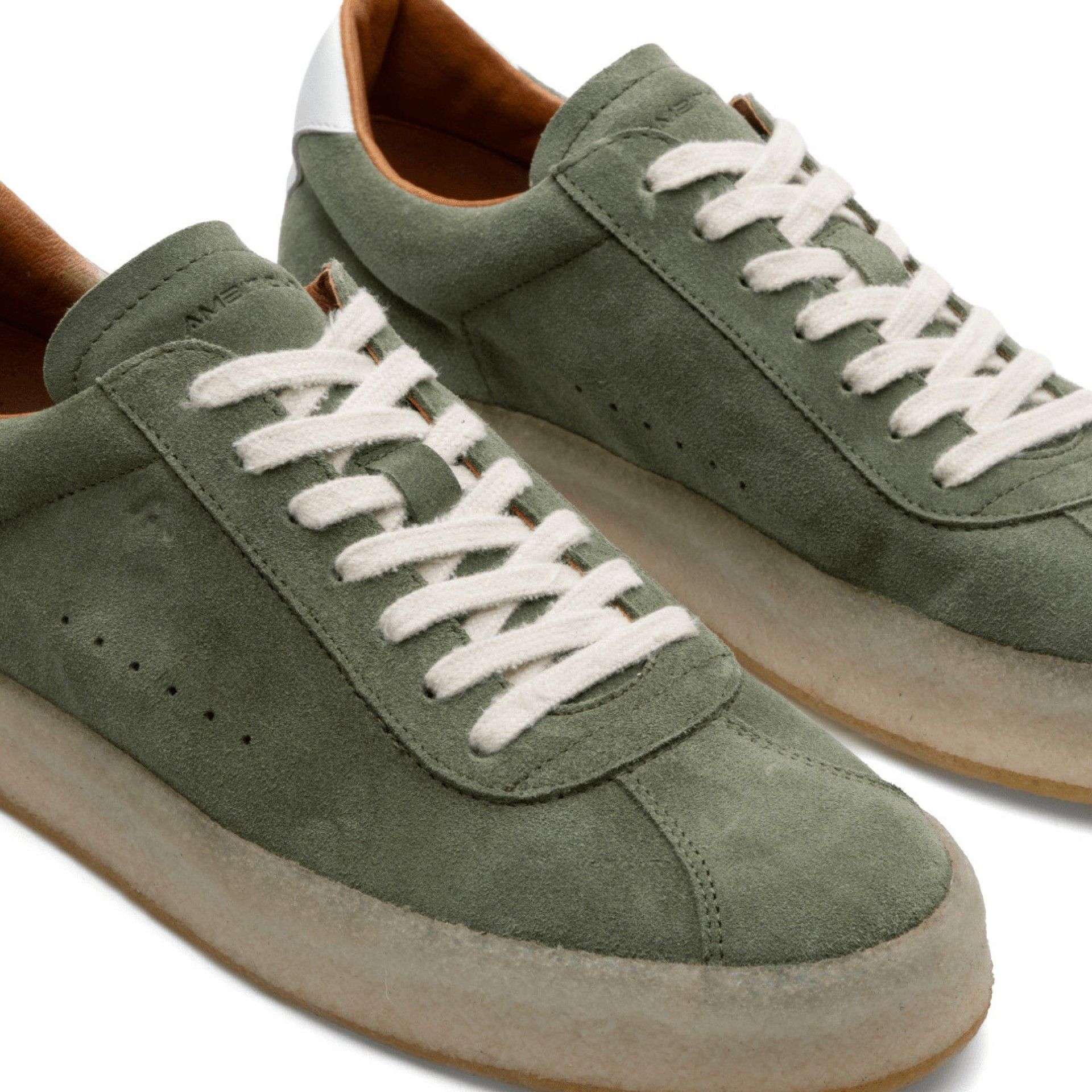 Sapatilha Homem Camurça AMBITIOUS