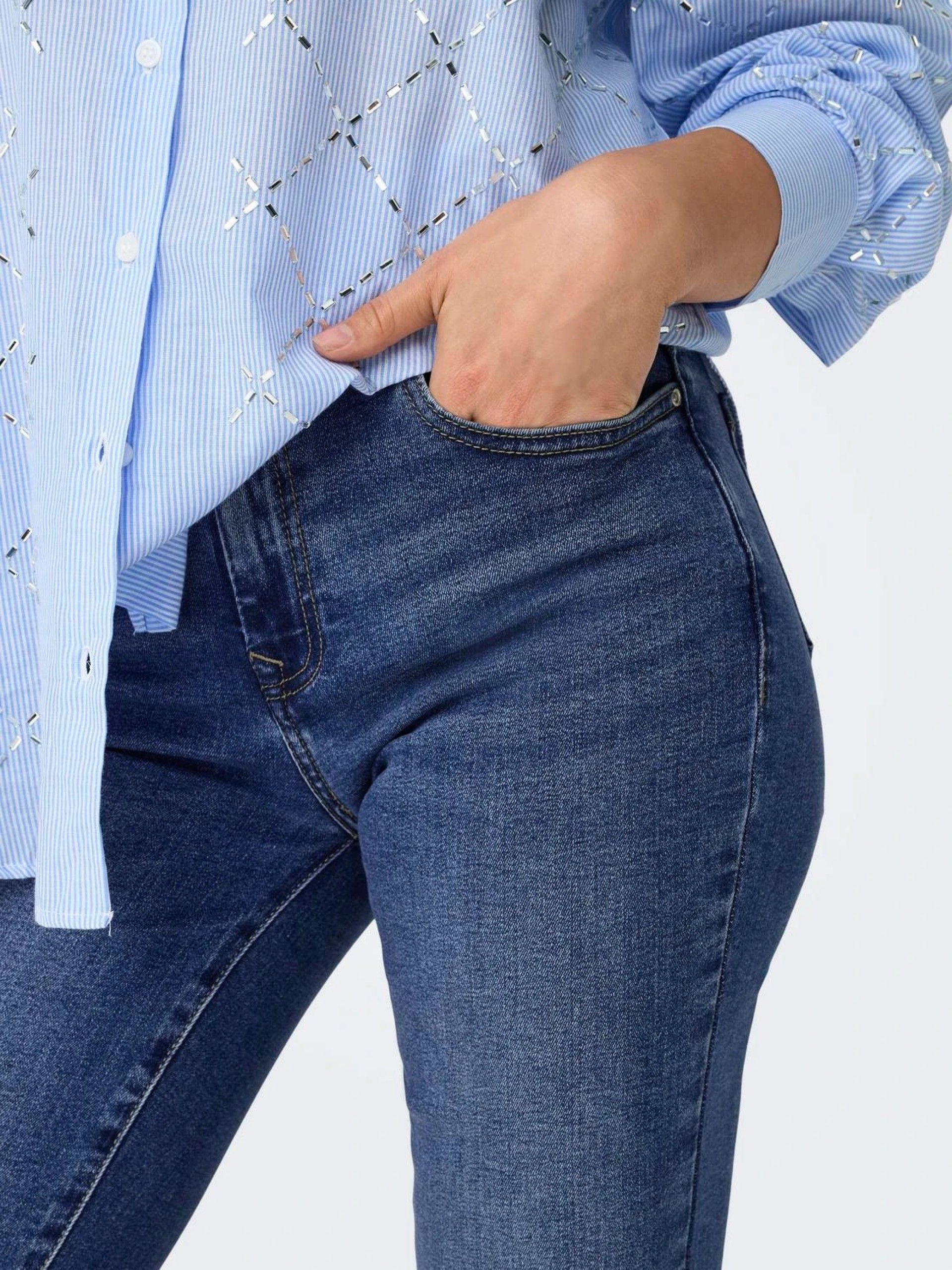 Calça Mulher Jeans ONLY SUI MID Slim DNM