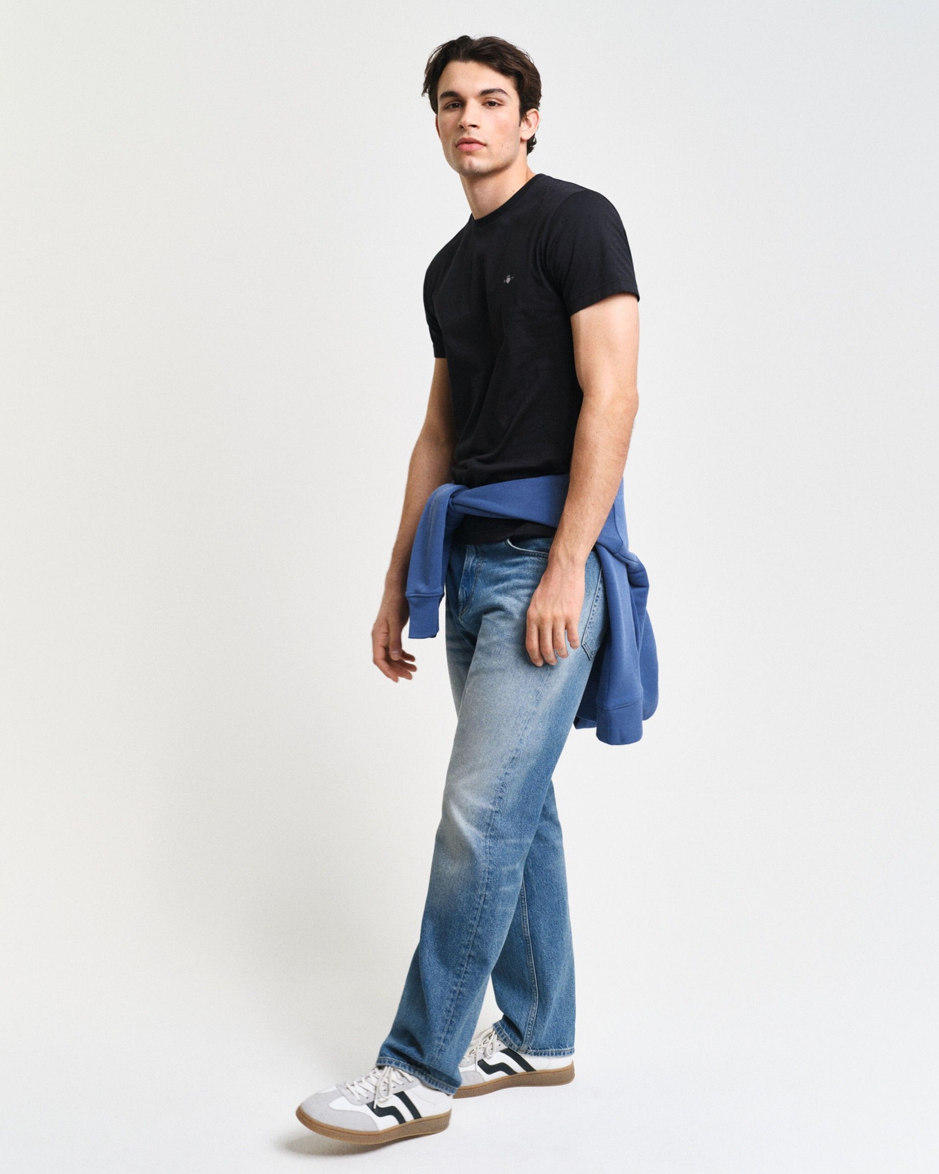 T-Shirt Homem GANT Slim SHIELD