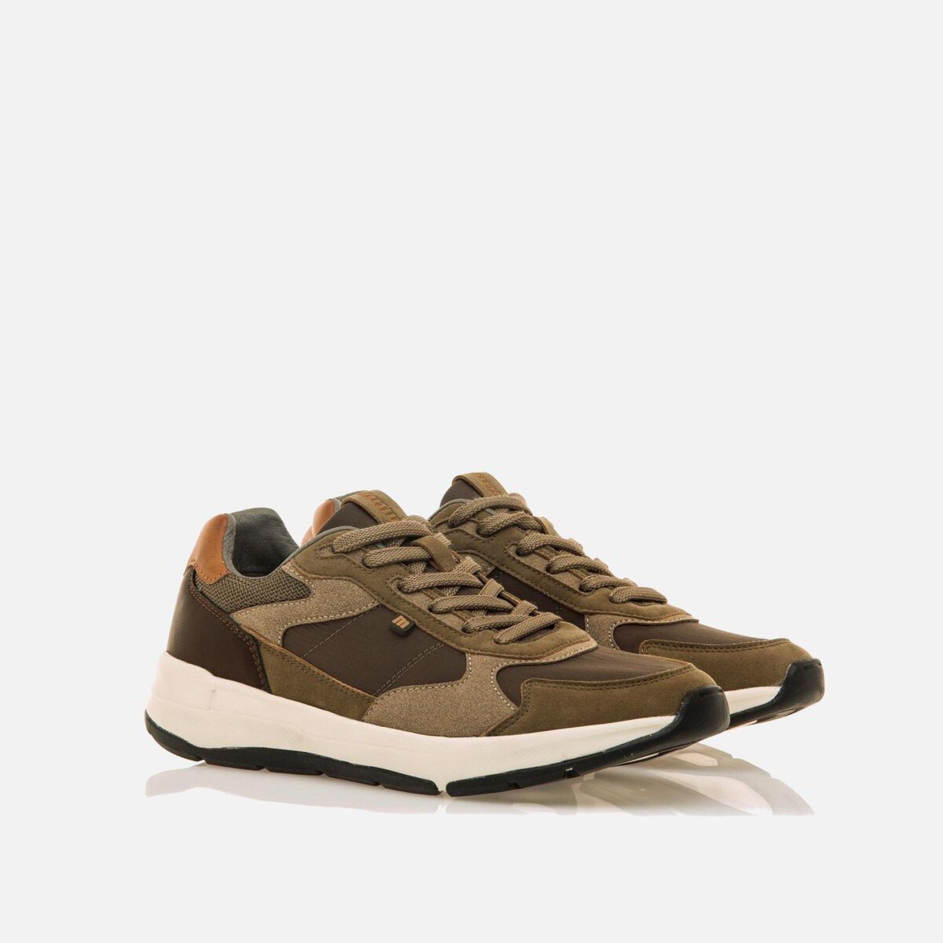 Sapatilhas Homem MTNG 84617