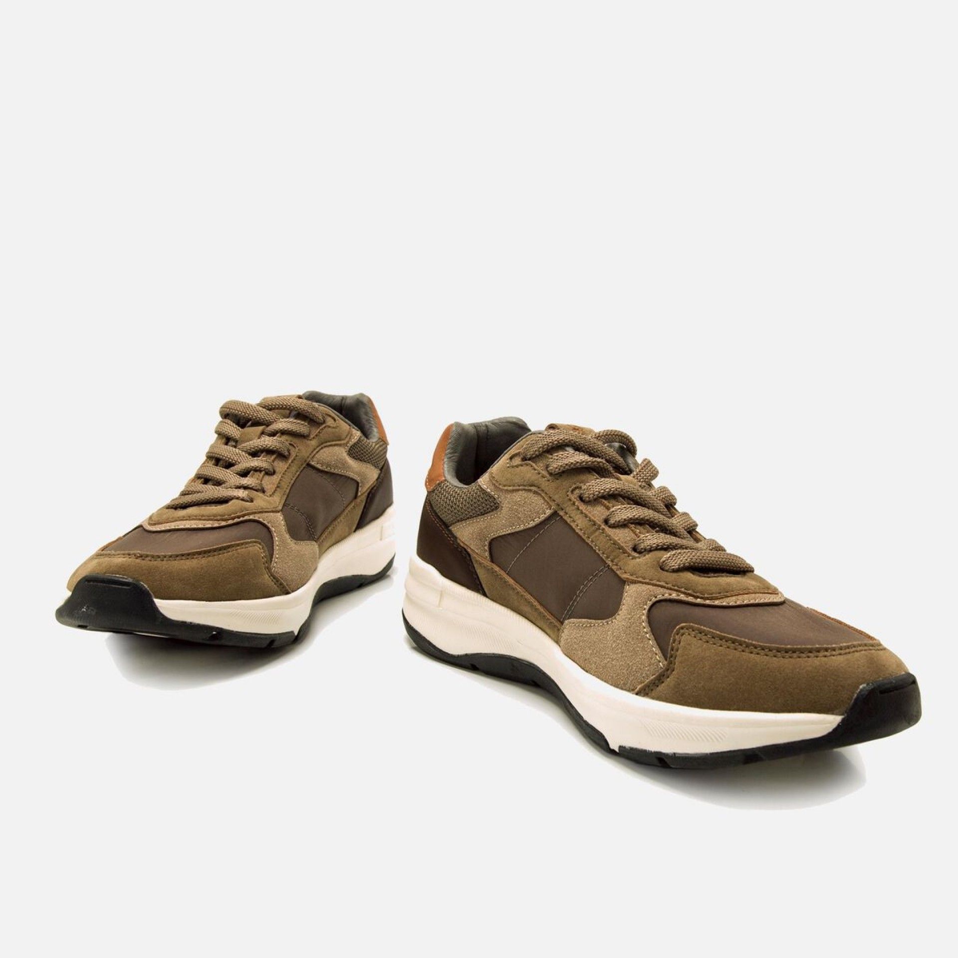 Sapatilhas Homem MTNG 84617