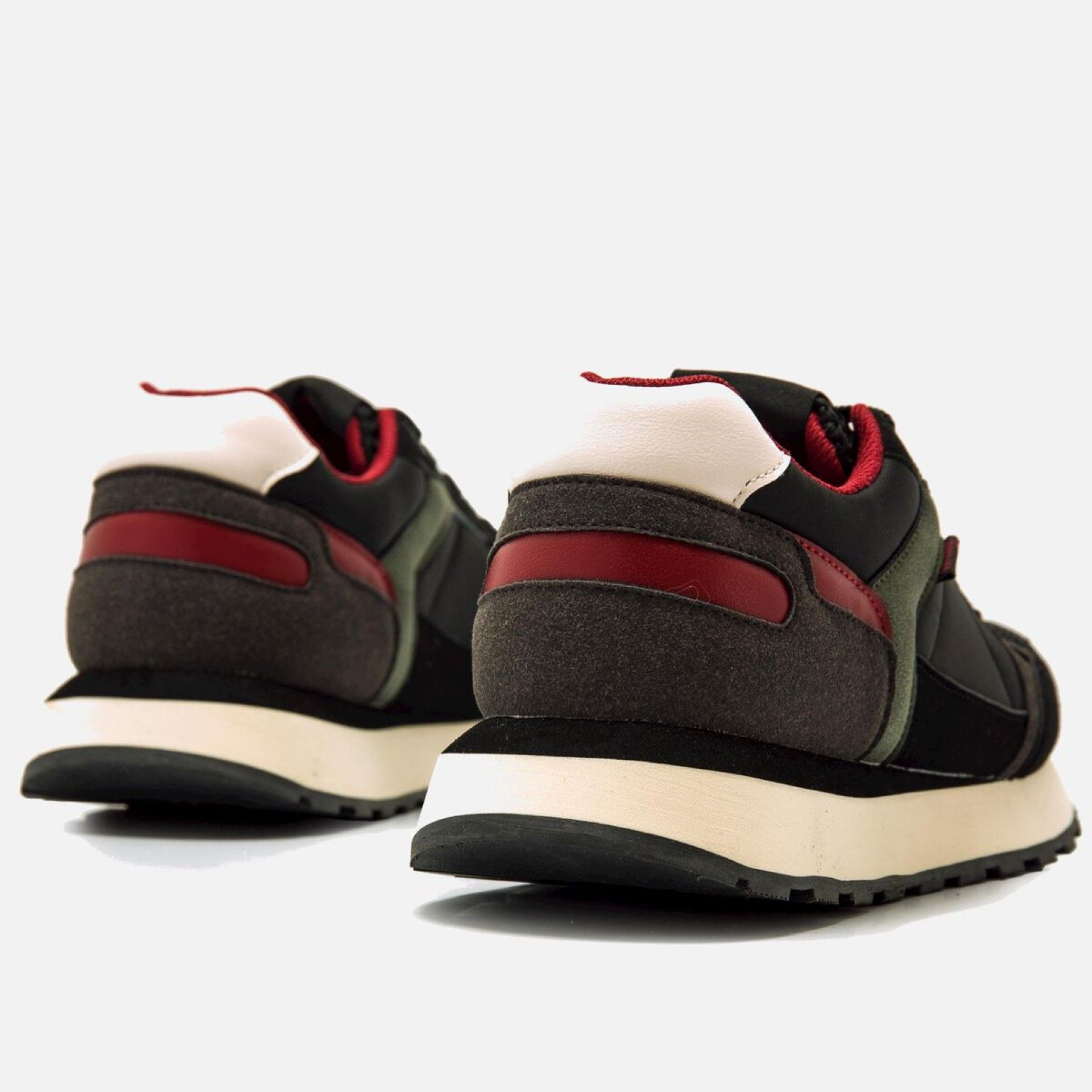 Sapatilhas Homem MTNG 84676