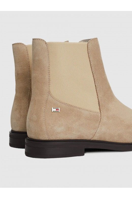Bota Mulher Chelsea em Camurça da Tommy Hilfiger Bota Mulher Chelsea em Camurça da Tommy Hilfiger