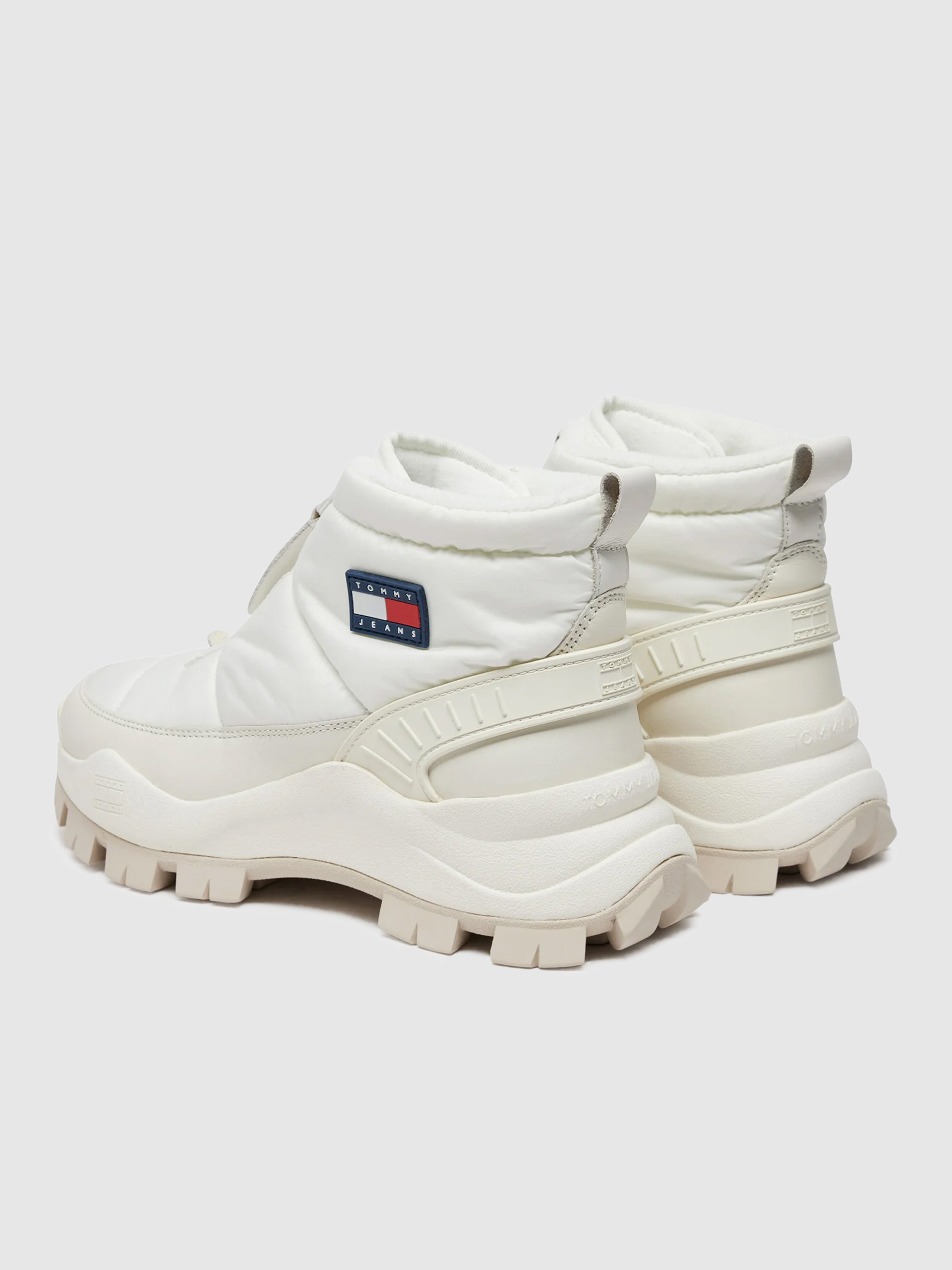 Bota Mulher Tommy Hilfiger Hybrid em Bege Ecru