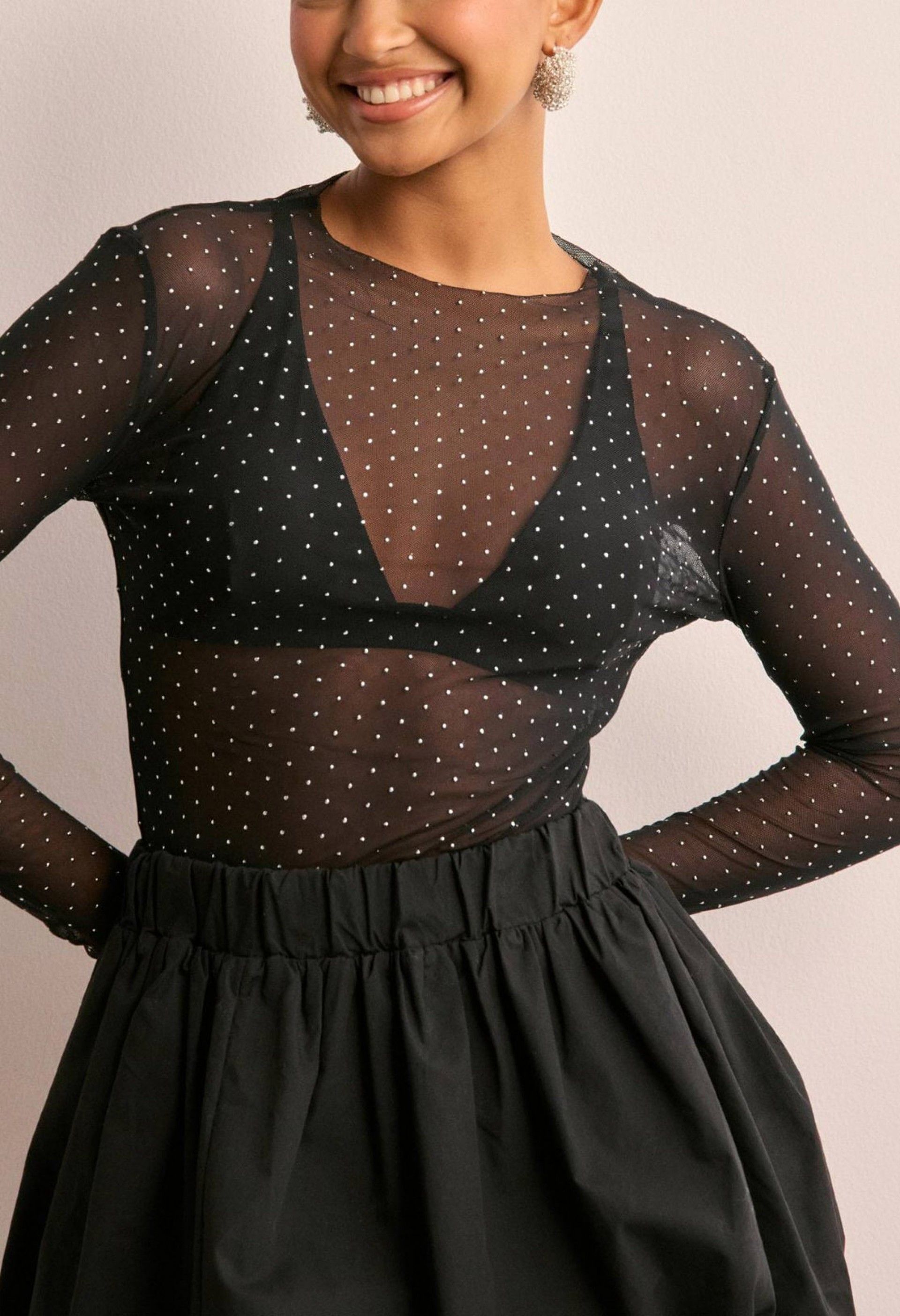 Top ELSA com Brilhantes JRS ONLY JDY