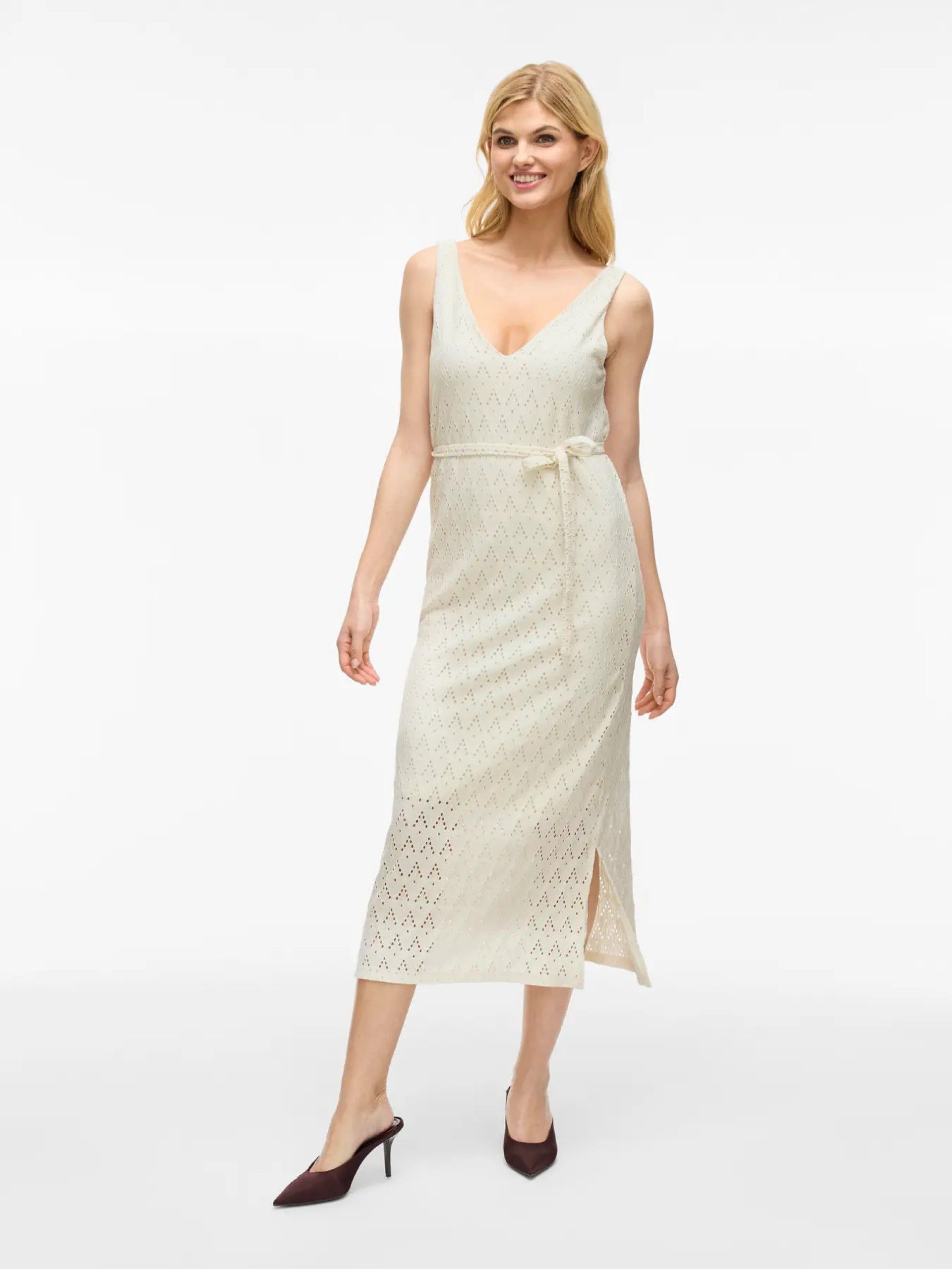 Vestido V AMALINA VILA Midi