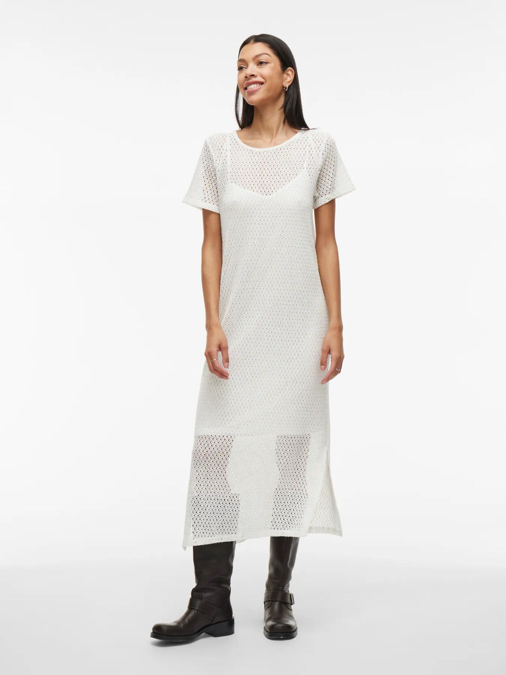 Vestido MINI O Midi Croché VILA