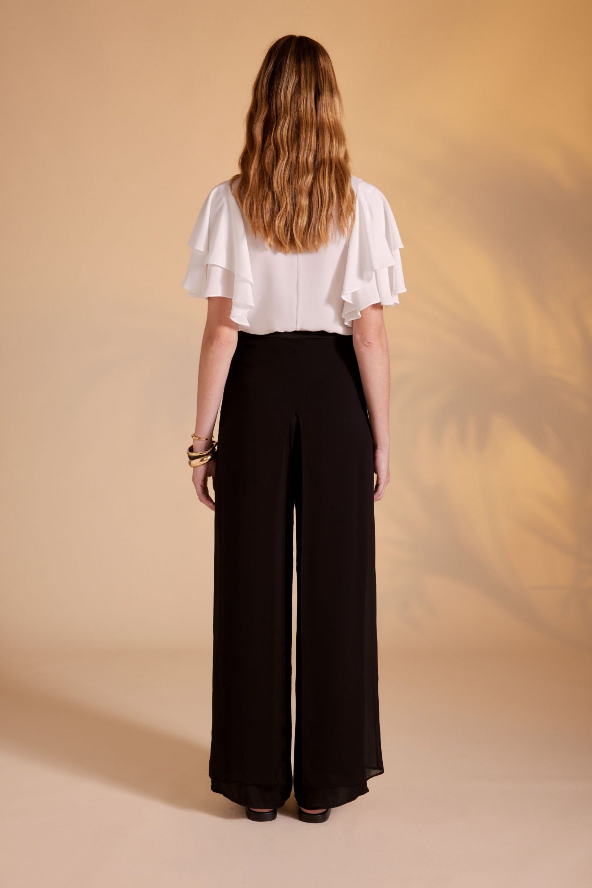 Blusa ARGGIDO mangas capa