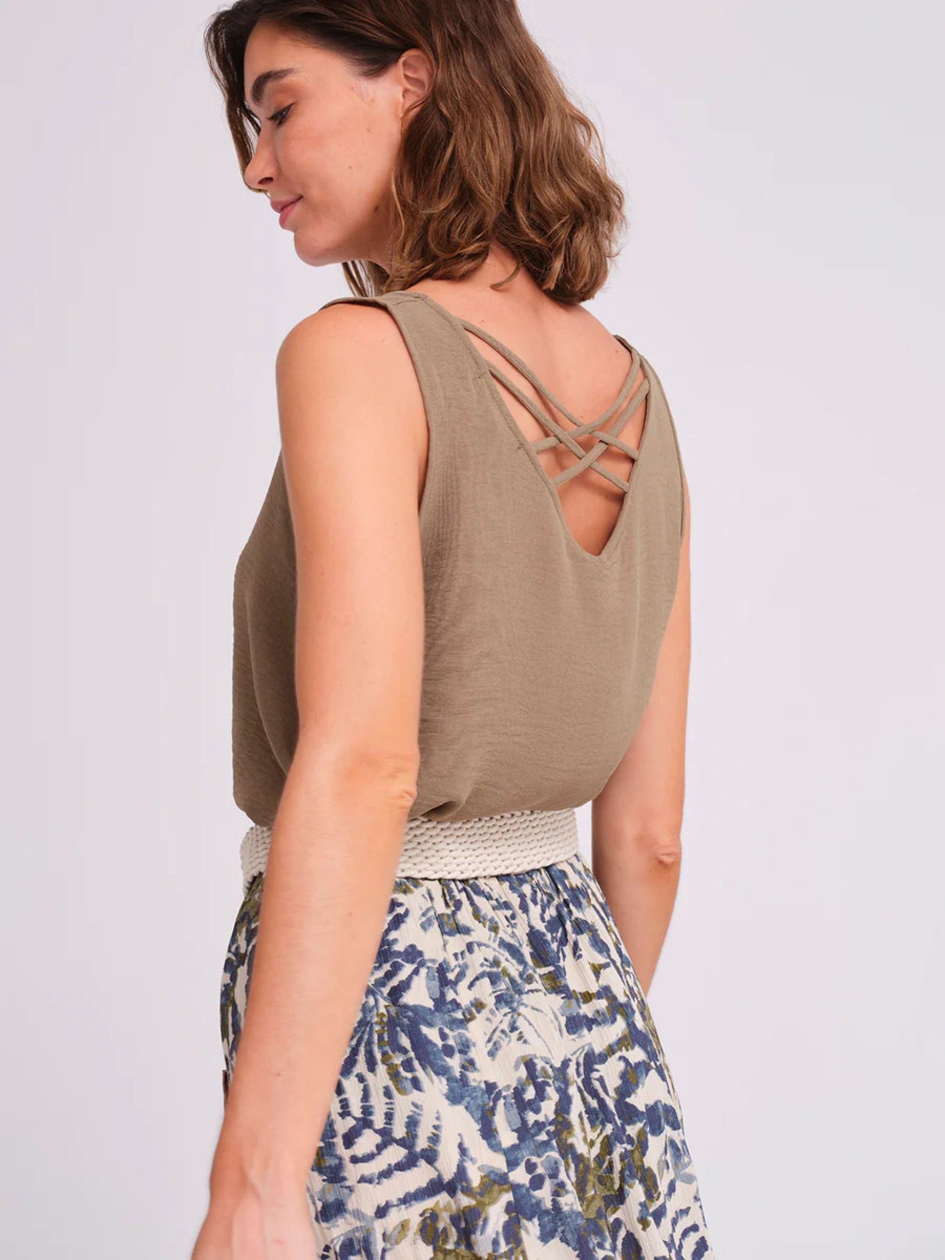 Blusa V AZAY collection