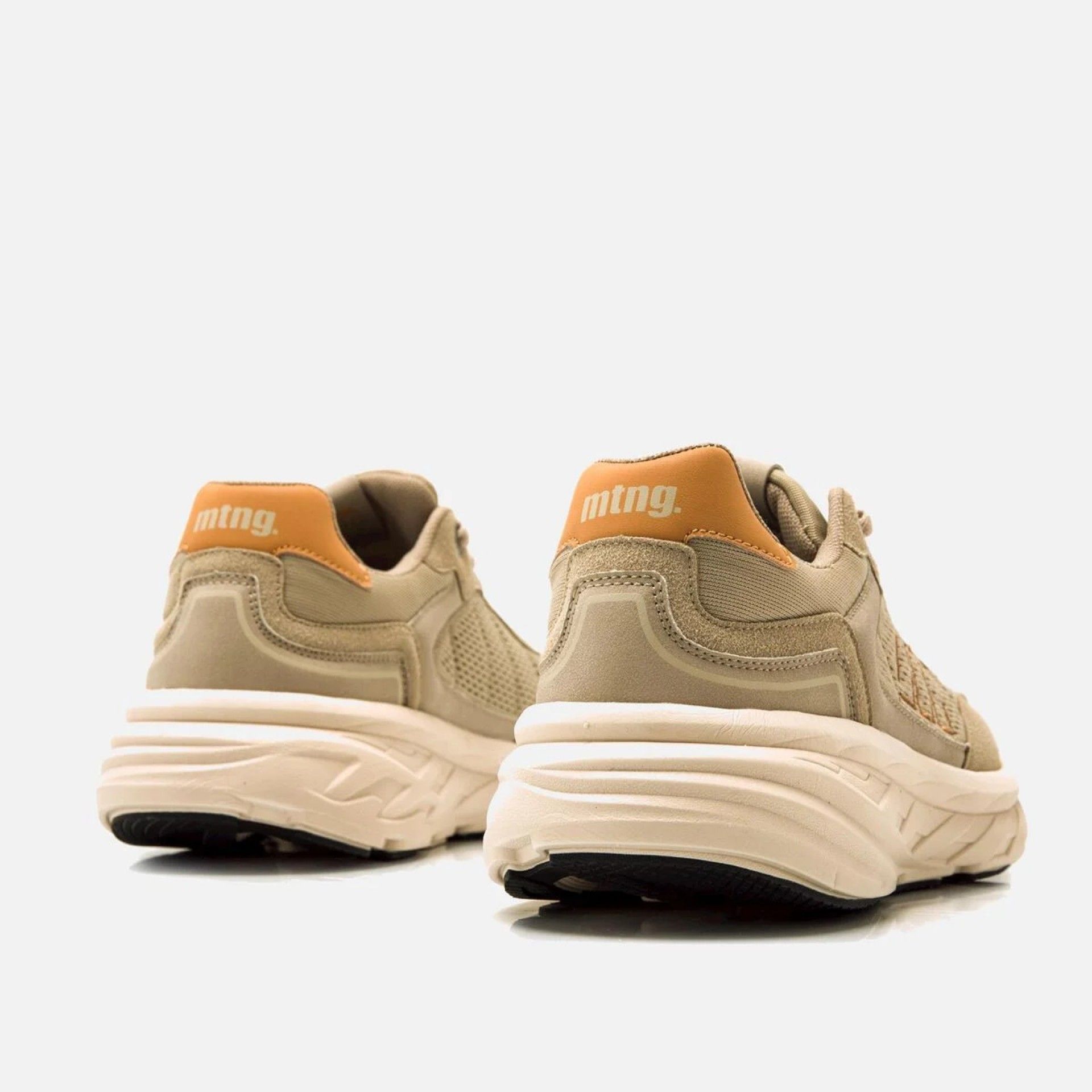 Sapatilha Homem Desportivas com Sola Grossa Estilo Running