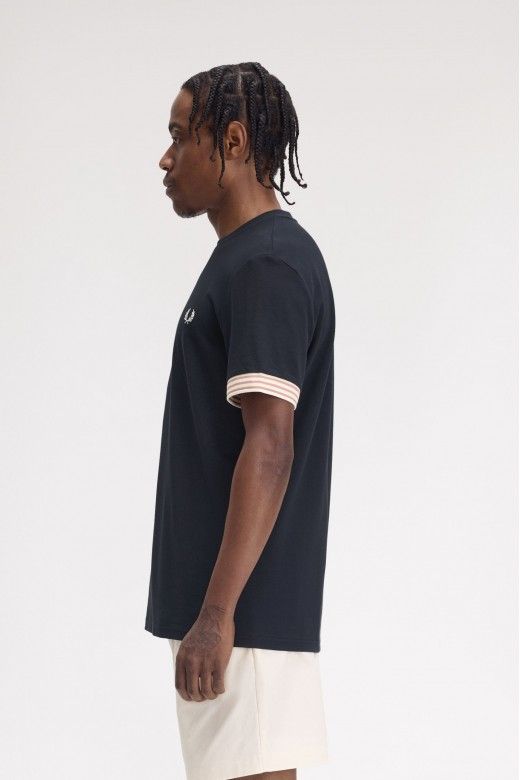 T-Shirt Homem Basic Piqué FRED PERRY T-Shirt Homem Basic Piqué FRED PERRY