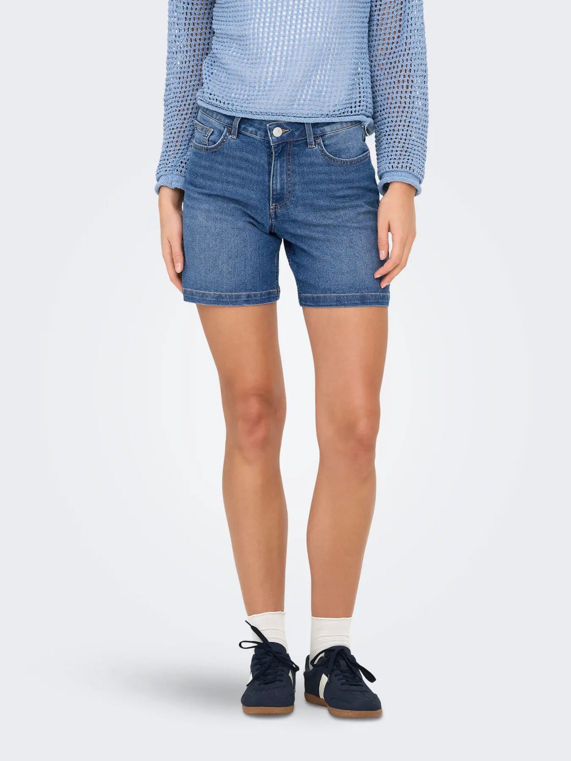 Calção Jeans MIA MW MOM Shorts 15352303 ONLY