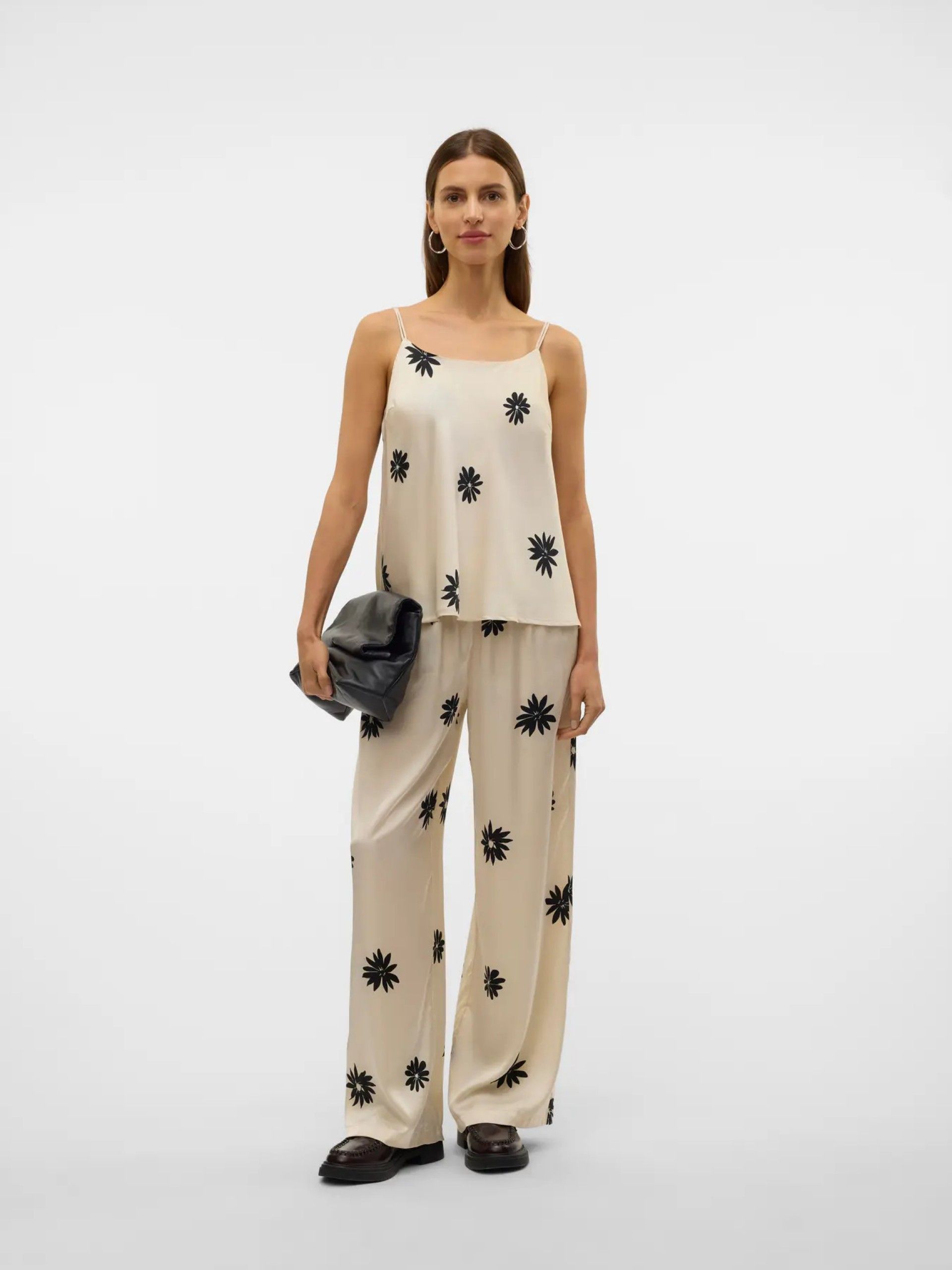 Calça ROE Cetin larga Print 10328712 VERO MODA