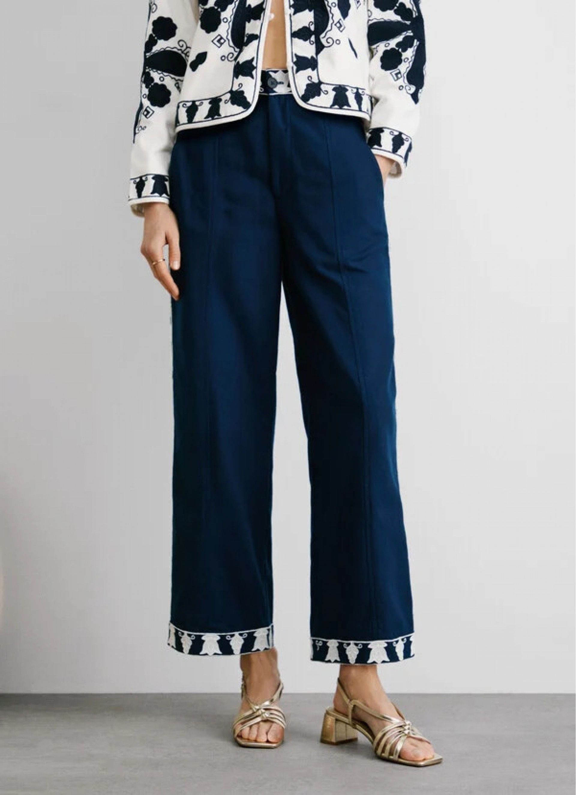 Calça Pepe Jeans HEAVEN Mulher PL211803-588