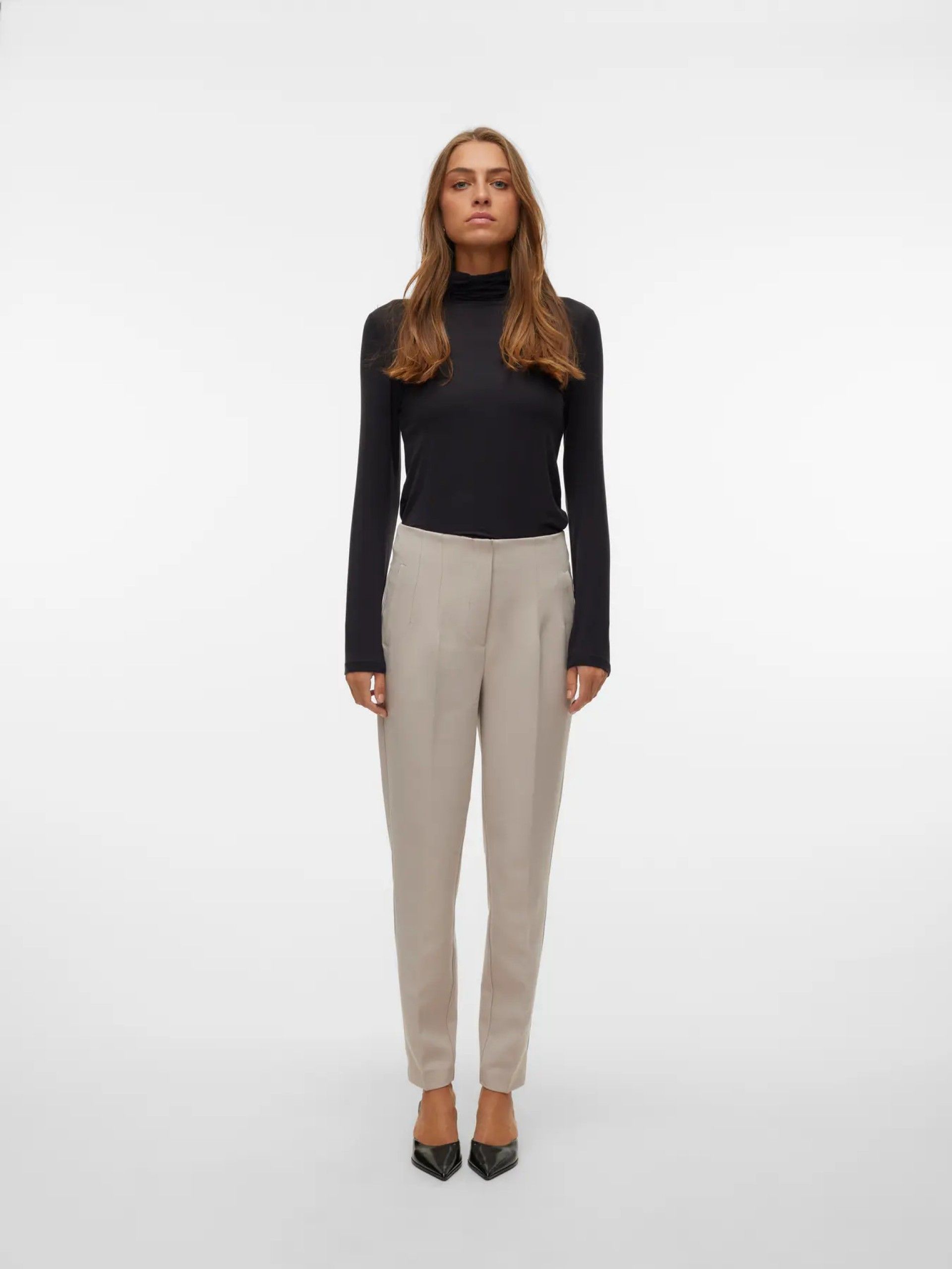Calça Mulher LINA HW Tapered VERO MODA