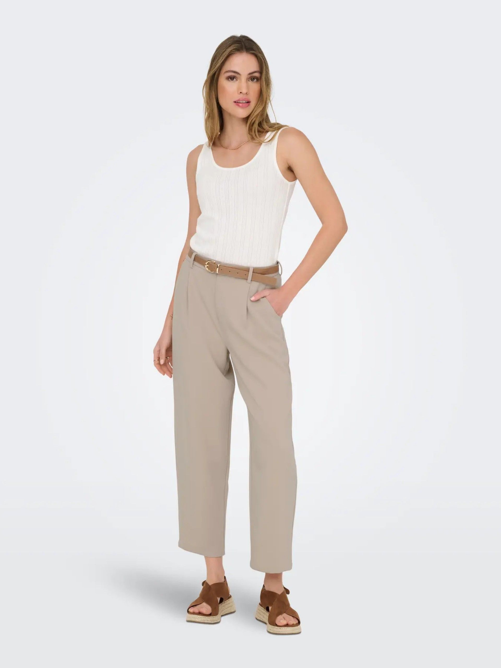 Calça Mulher ADI Life  MW Barrel com cinto ONLY