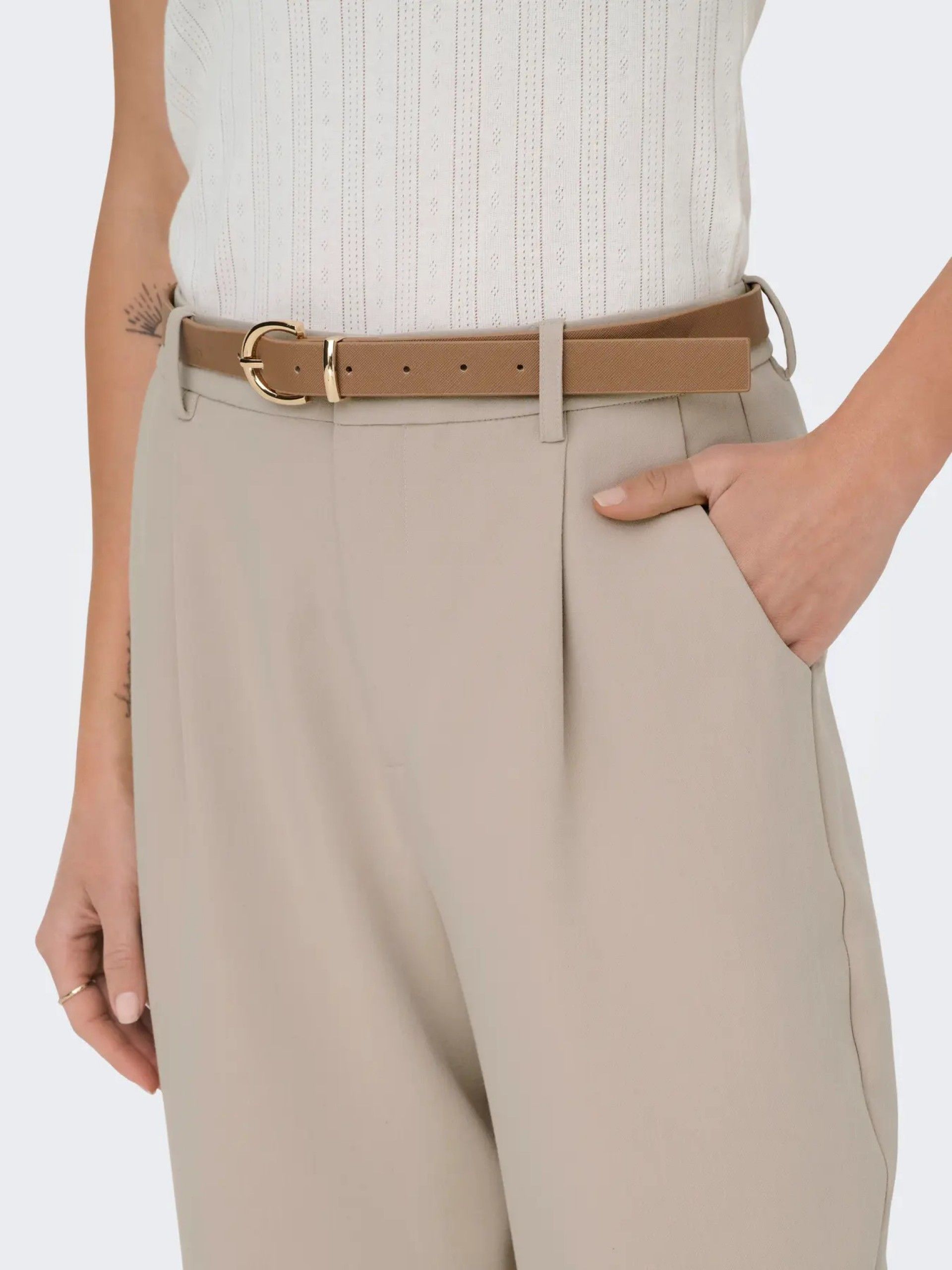 Calça Mulher ADI Life  MW Barrel com cinto ONLY