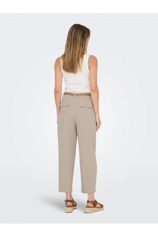Calça Mulher ADI Life MW Barrel com cinto ONLY Calça Mulher ADI Life MW Barrel com cinto ONLY