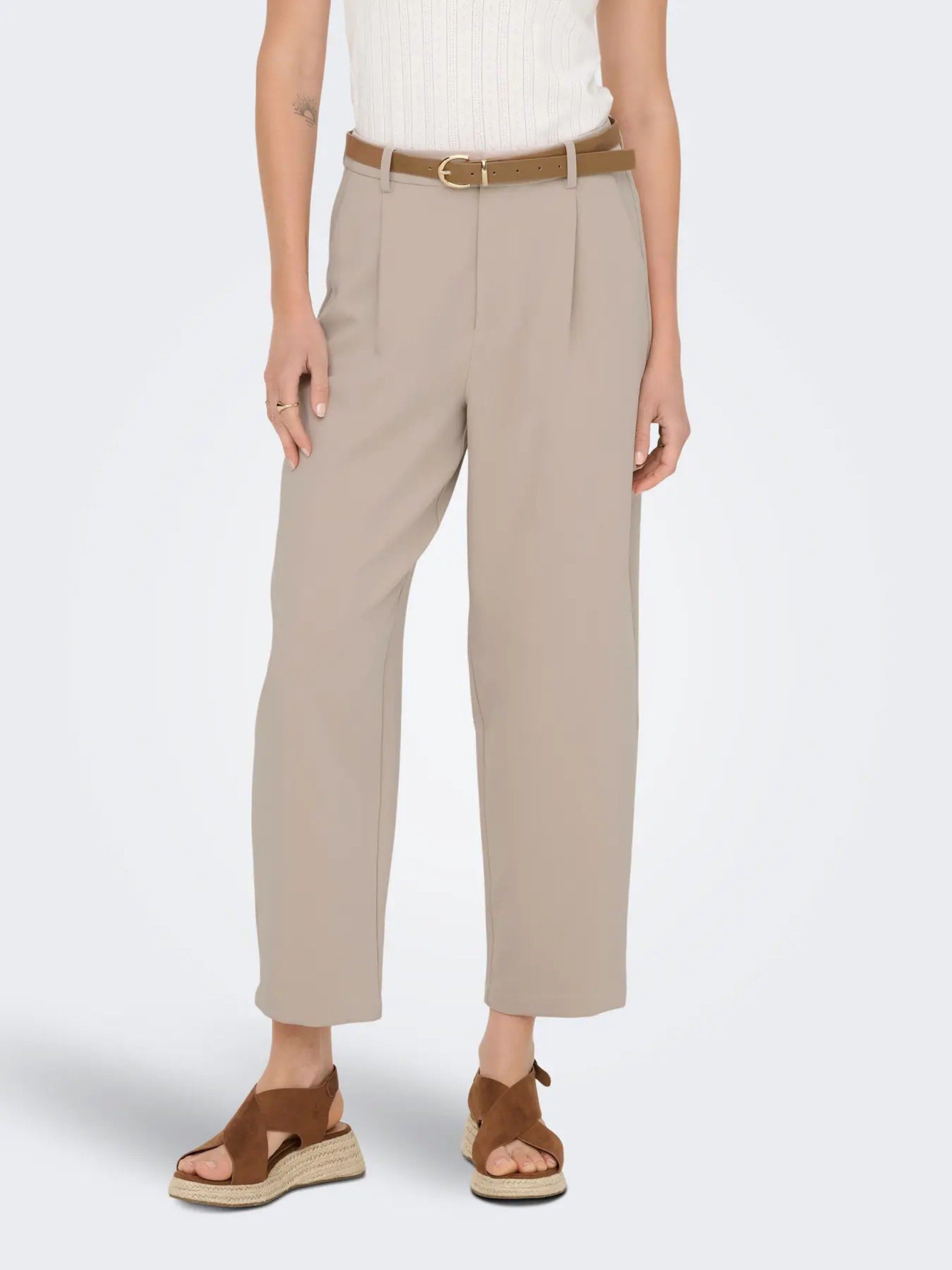 Calça Mulher ADI Life  MW Barrel com cinto ONLY