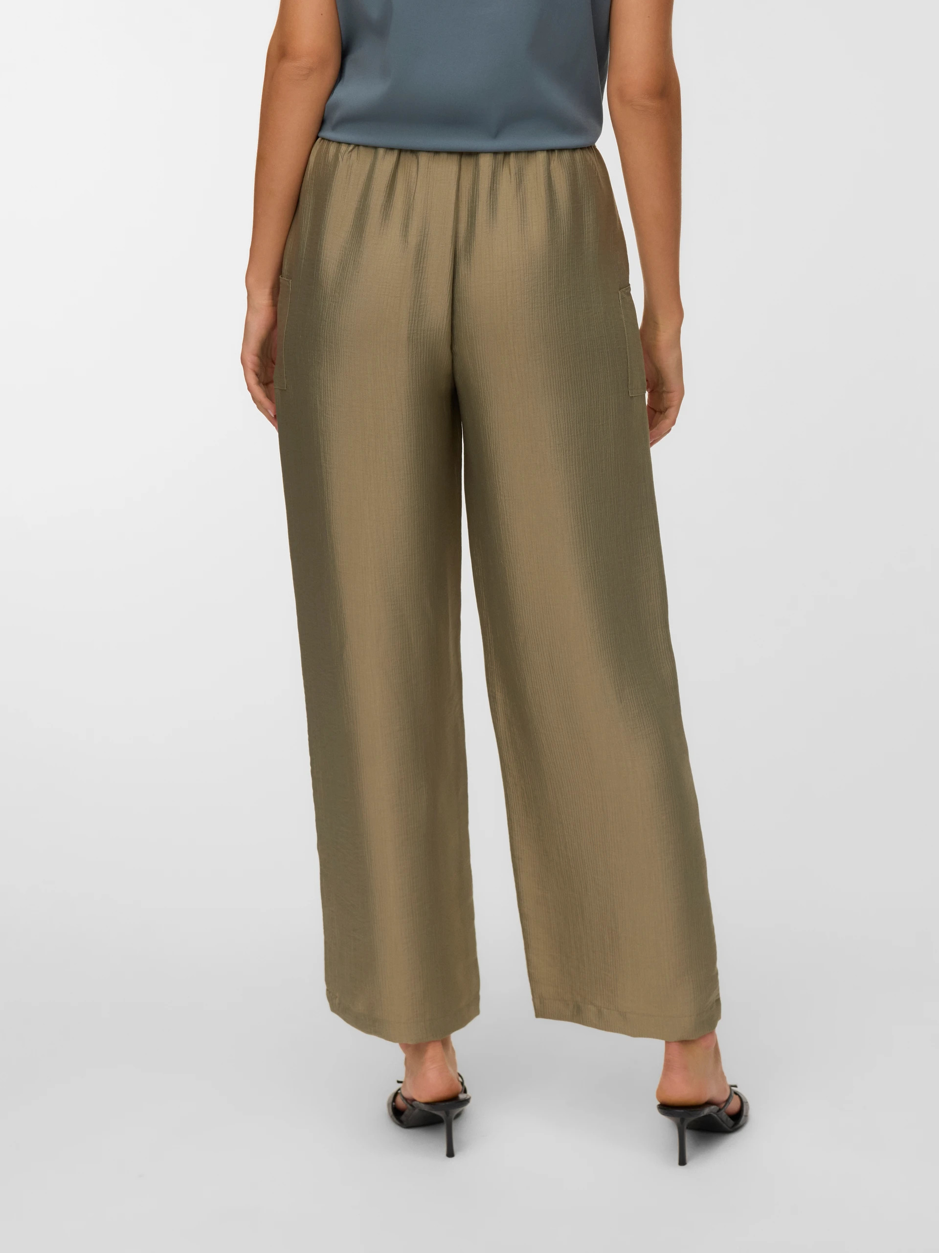 Calça Mulher TOMA HW Straight VERO MODA
