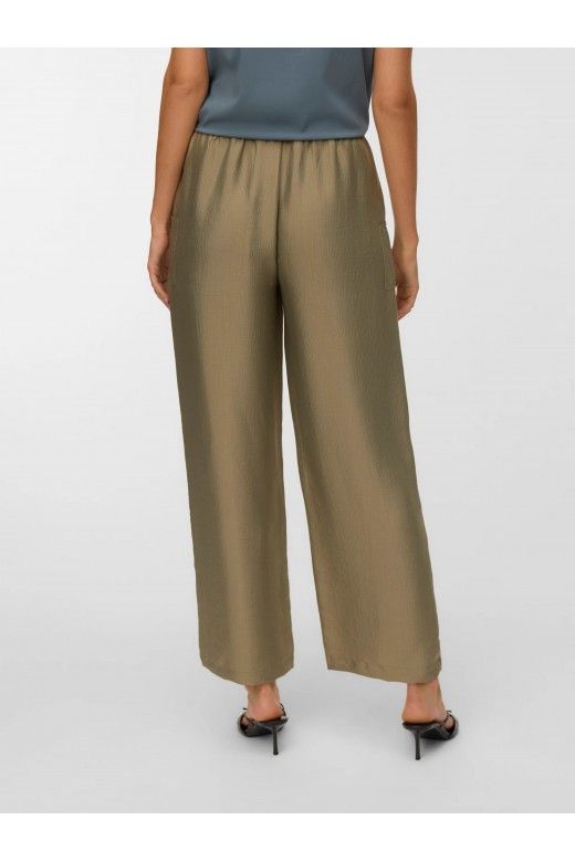Calça Mulher TOMA HW Straight VERO MODA Calça Mulher TOMA HW Straight VERO MODA