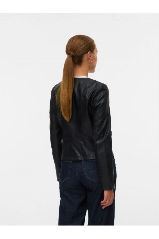 Casaco Mulher Polipele AMANDALIVA Curto VERO MODA Casaco Mulher Polipele AMANDALIVA Curto VERO MODA