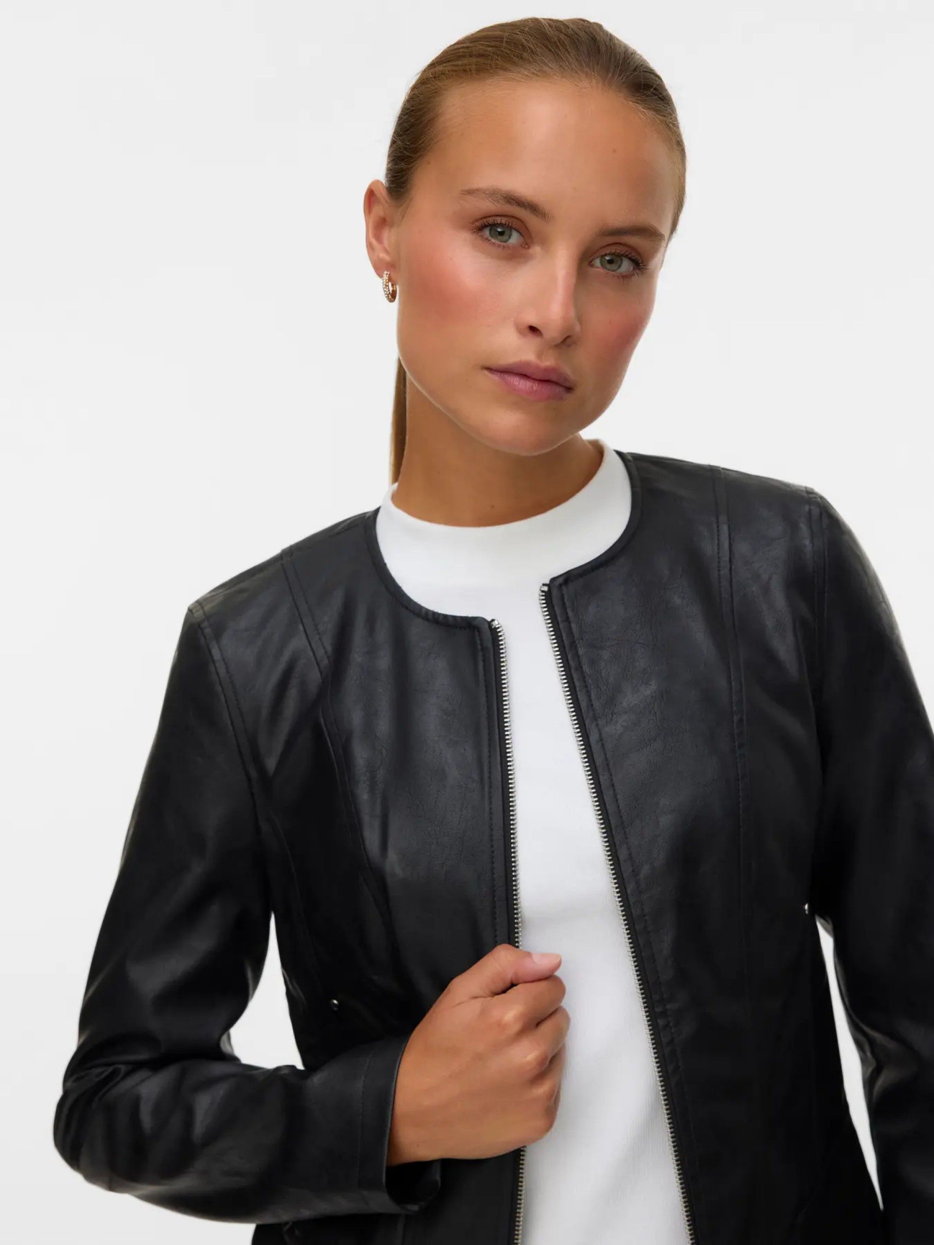 Casaco Mulher Polipele AMANDALIVA Curto VERO MODA