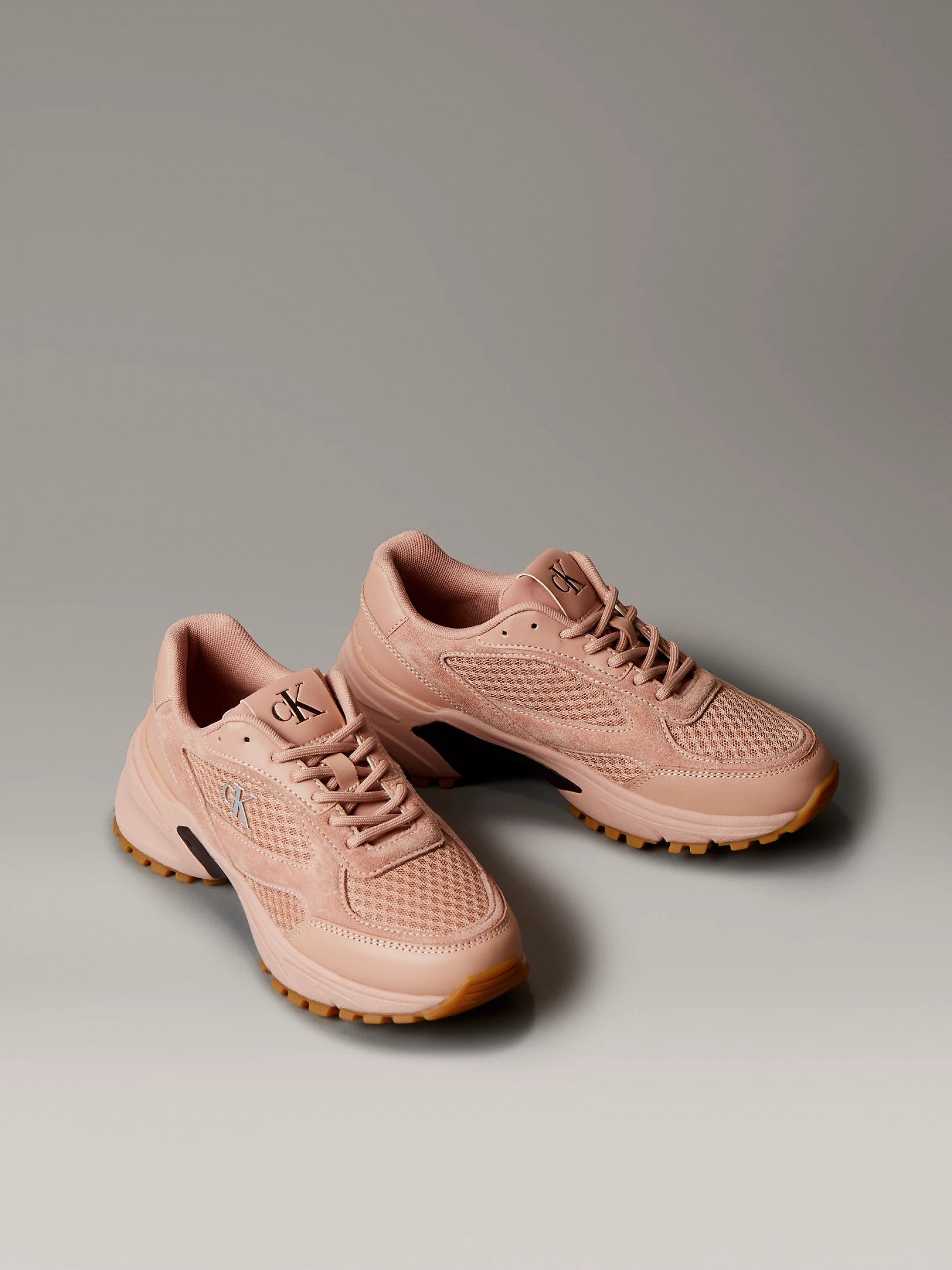 Sapatilhas Mulher Calvin Klein em Pele e Malha Respirável