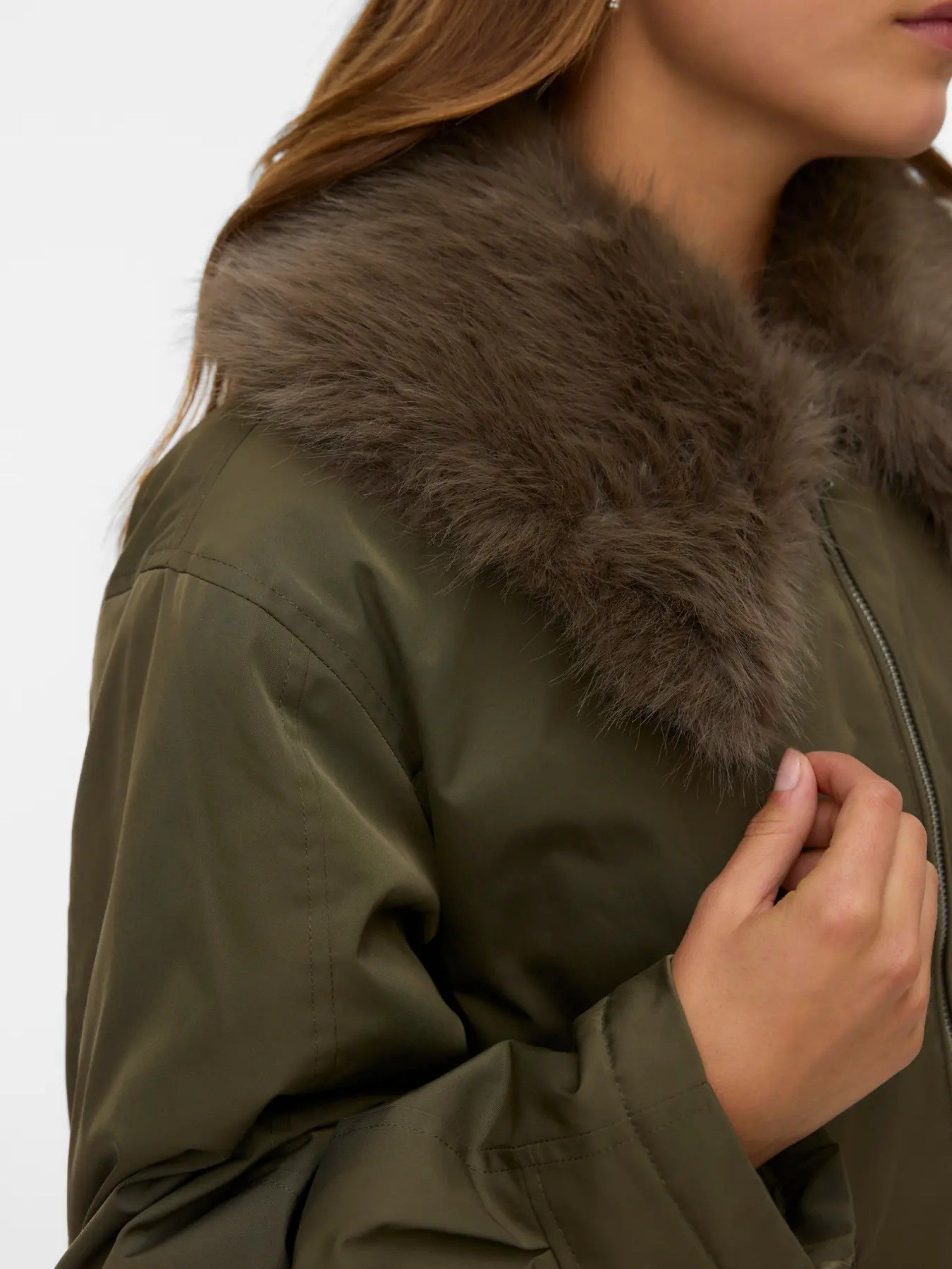 Casaco Mulher Curto G/Pelo SEOUL VERO MODA