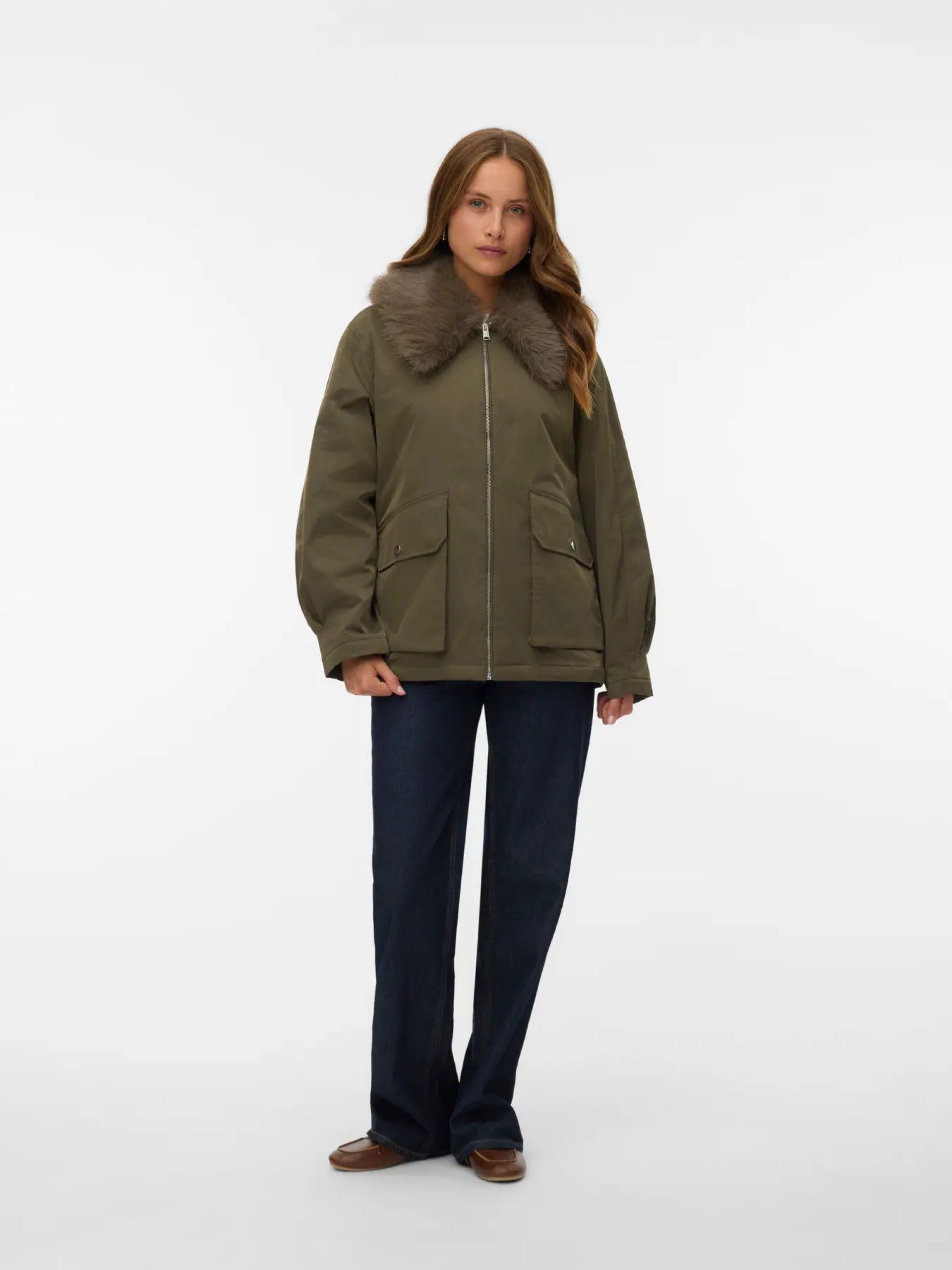 Casaco Mulher Curto G/Pelo SEOUL VERO MODA