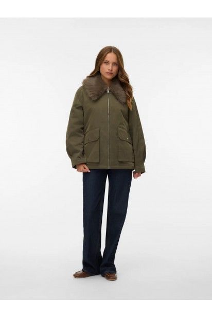 Casaco Mulher Curto G/Pelo SEOUL VERO MODA
